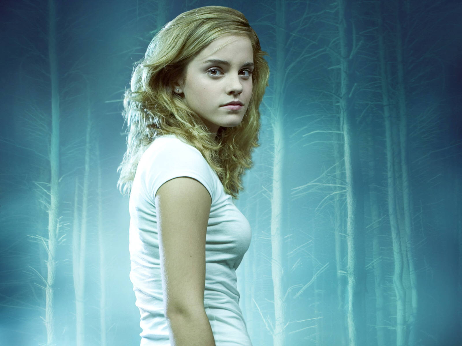 Emma Watson in a forest HD Wallpaper