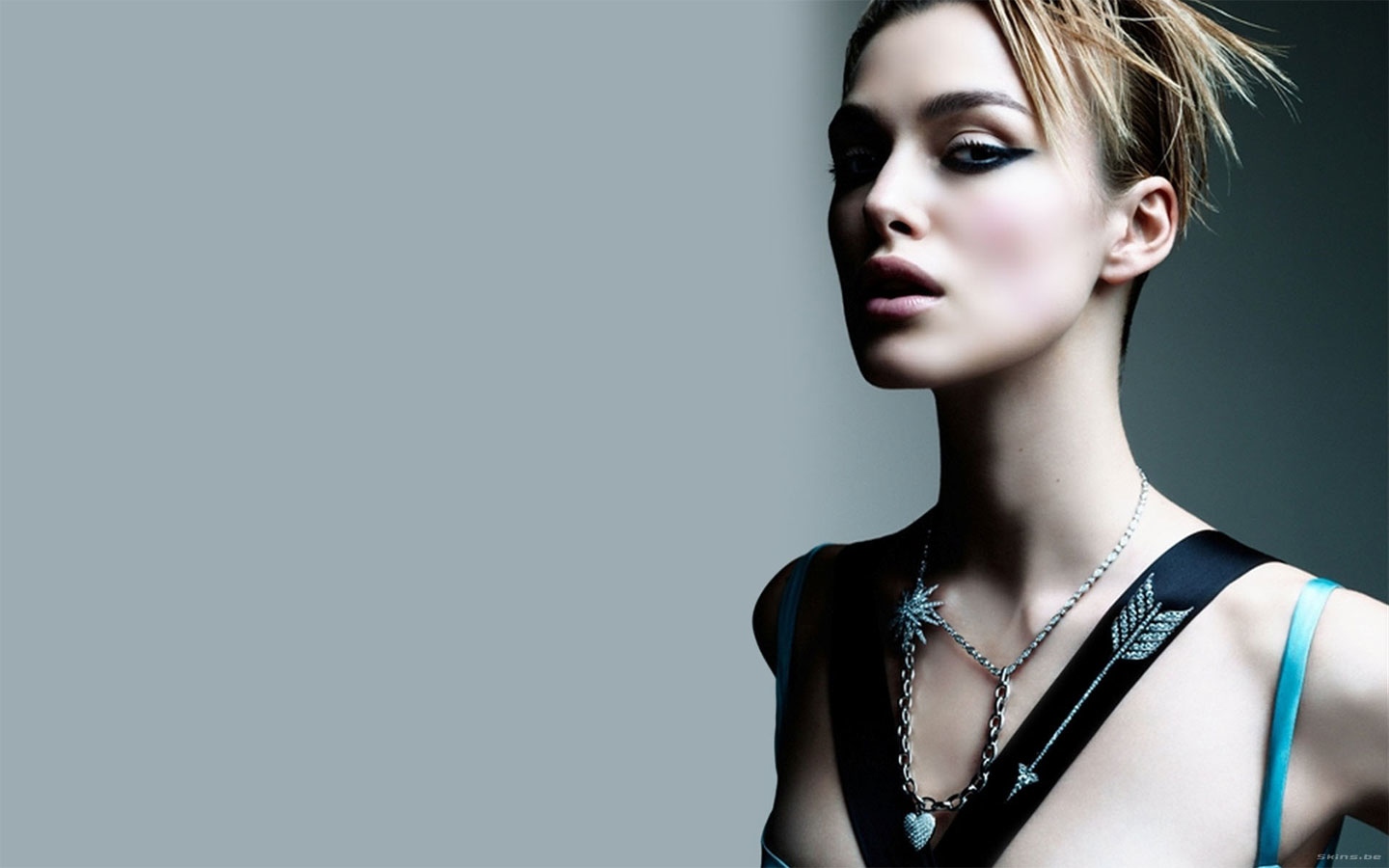 Keira Knightley with arrow and star necklace HD Wallpaper