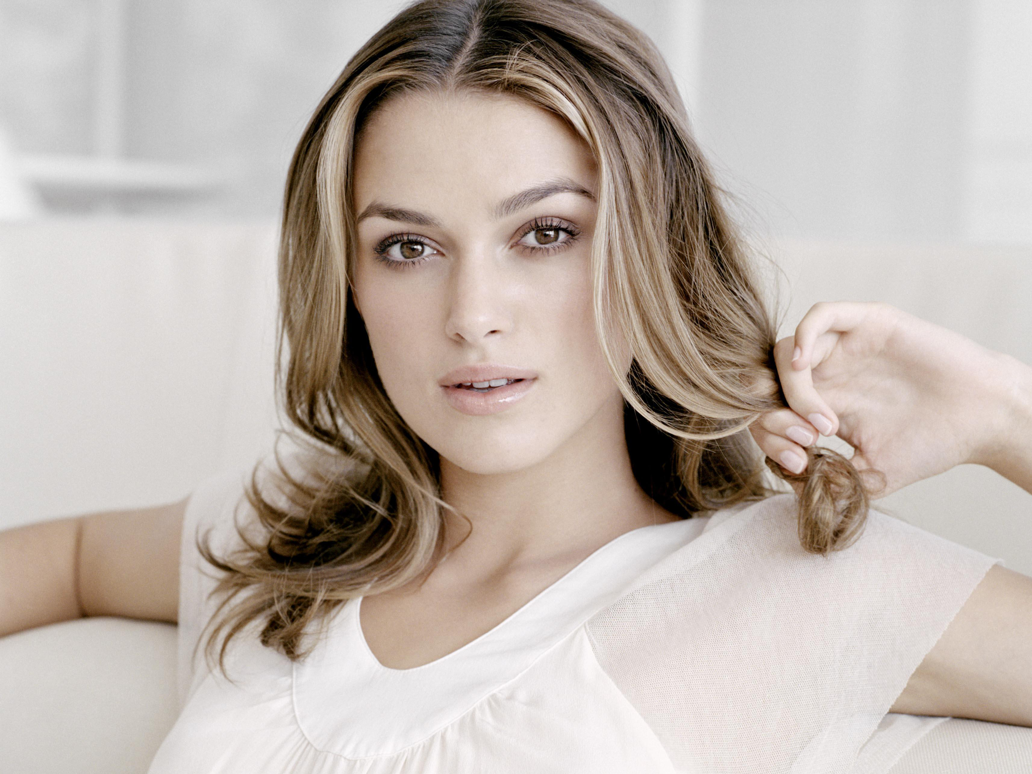 Keira Knightley HD Wallpaper