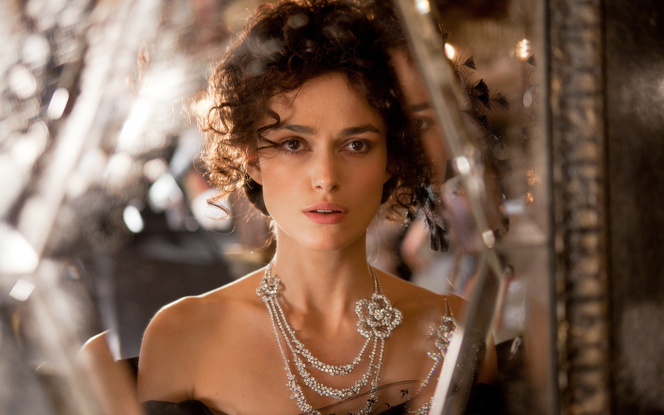 Keira Knightley in costume HD Wallpaper