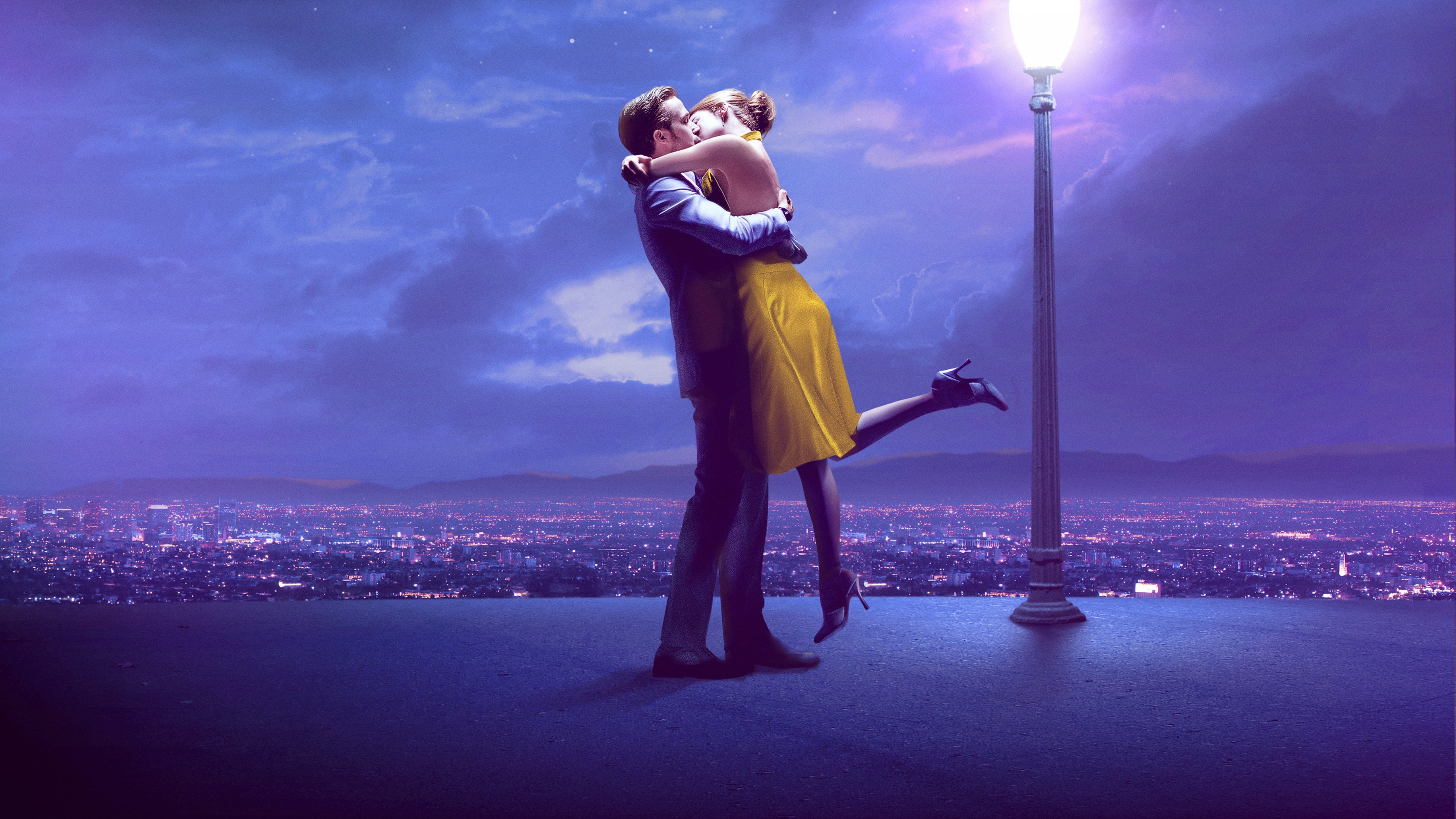 Emma Stone and Ryan Gosling kissing in La La Land HD Wallpaper
