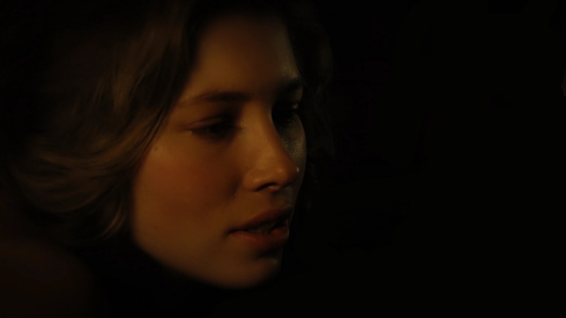 Jessica Biel close-up HD Wallpaper