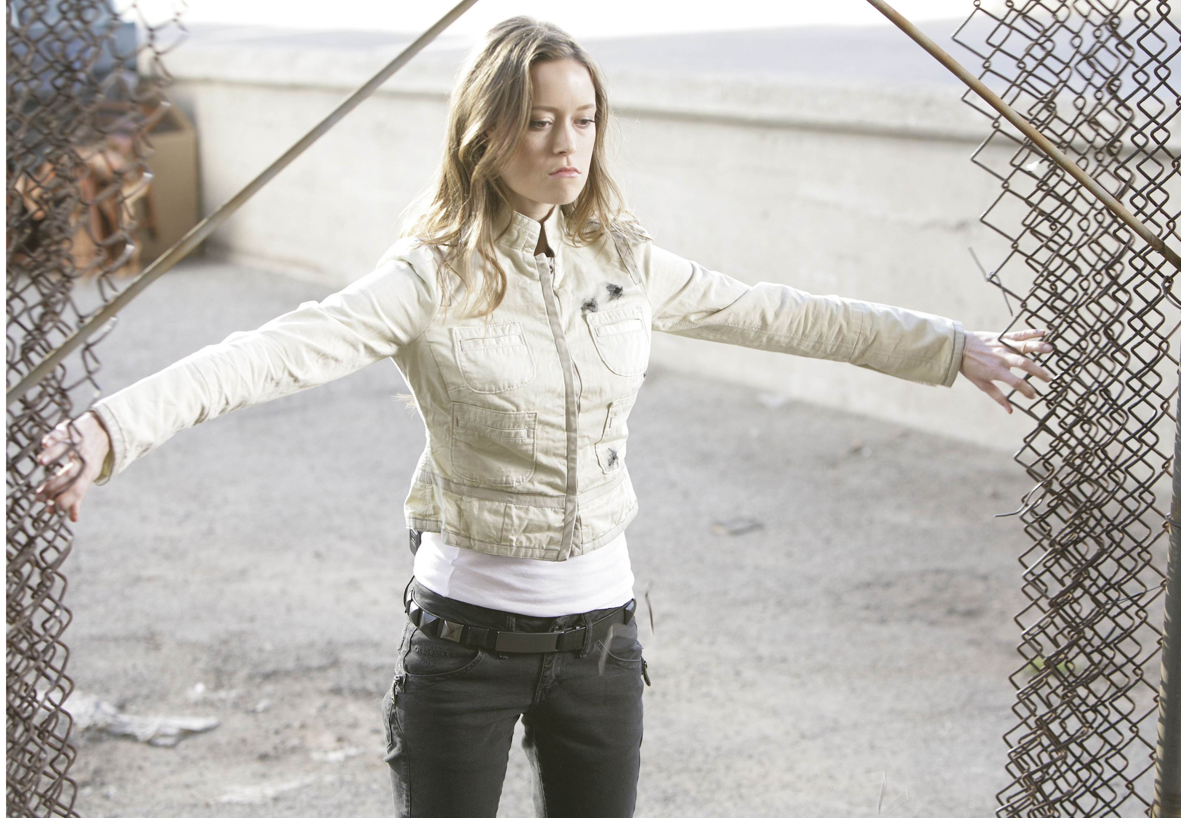 Summer Glau in a light jacket and dark pants HD Wallpaper
