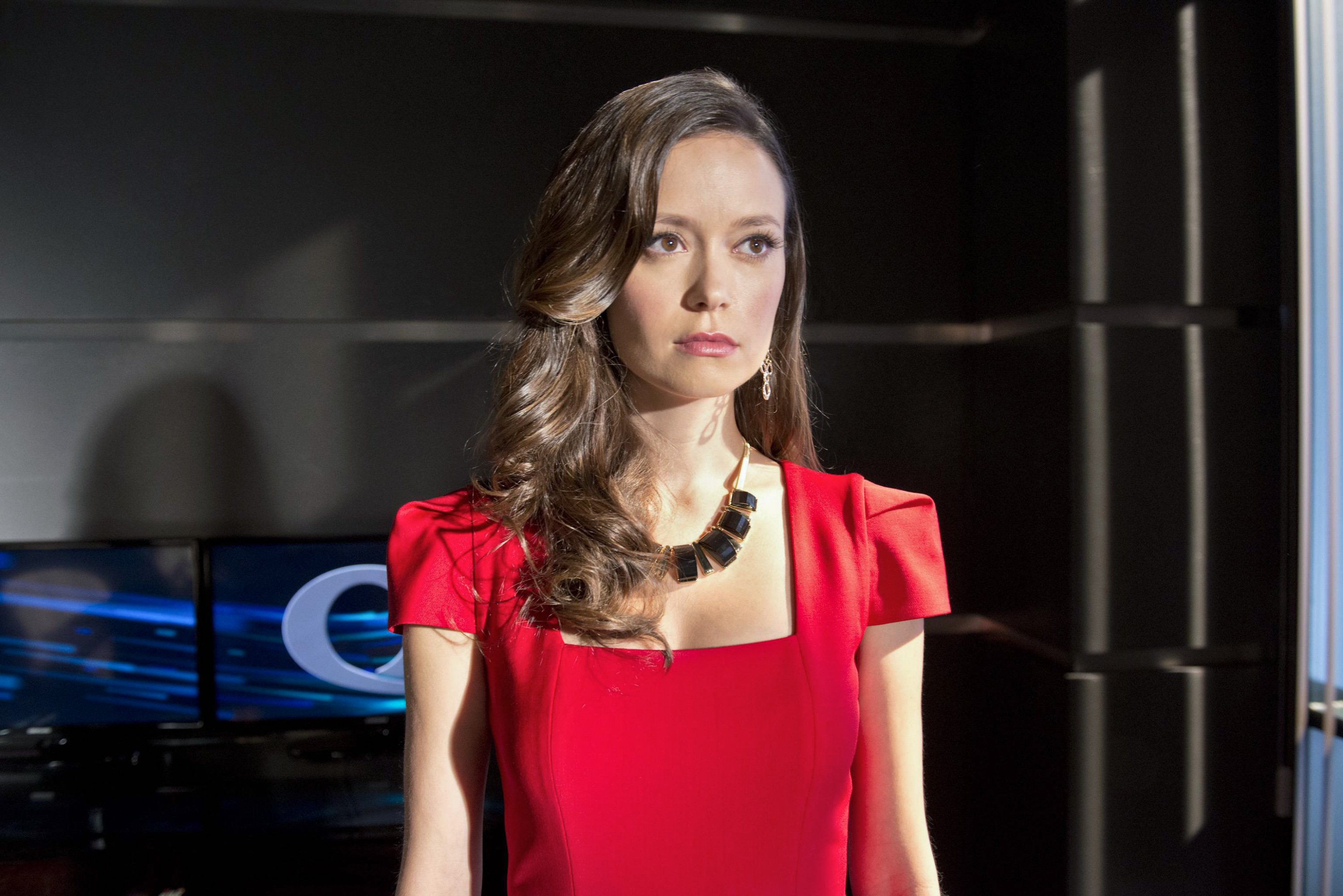 Summer Glau in a red dress HD Wallpaper