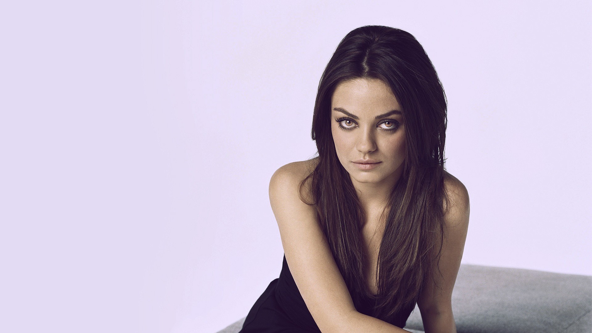 Mila Kunis HD Wallpaper