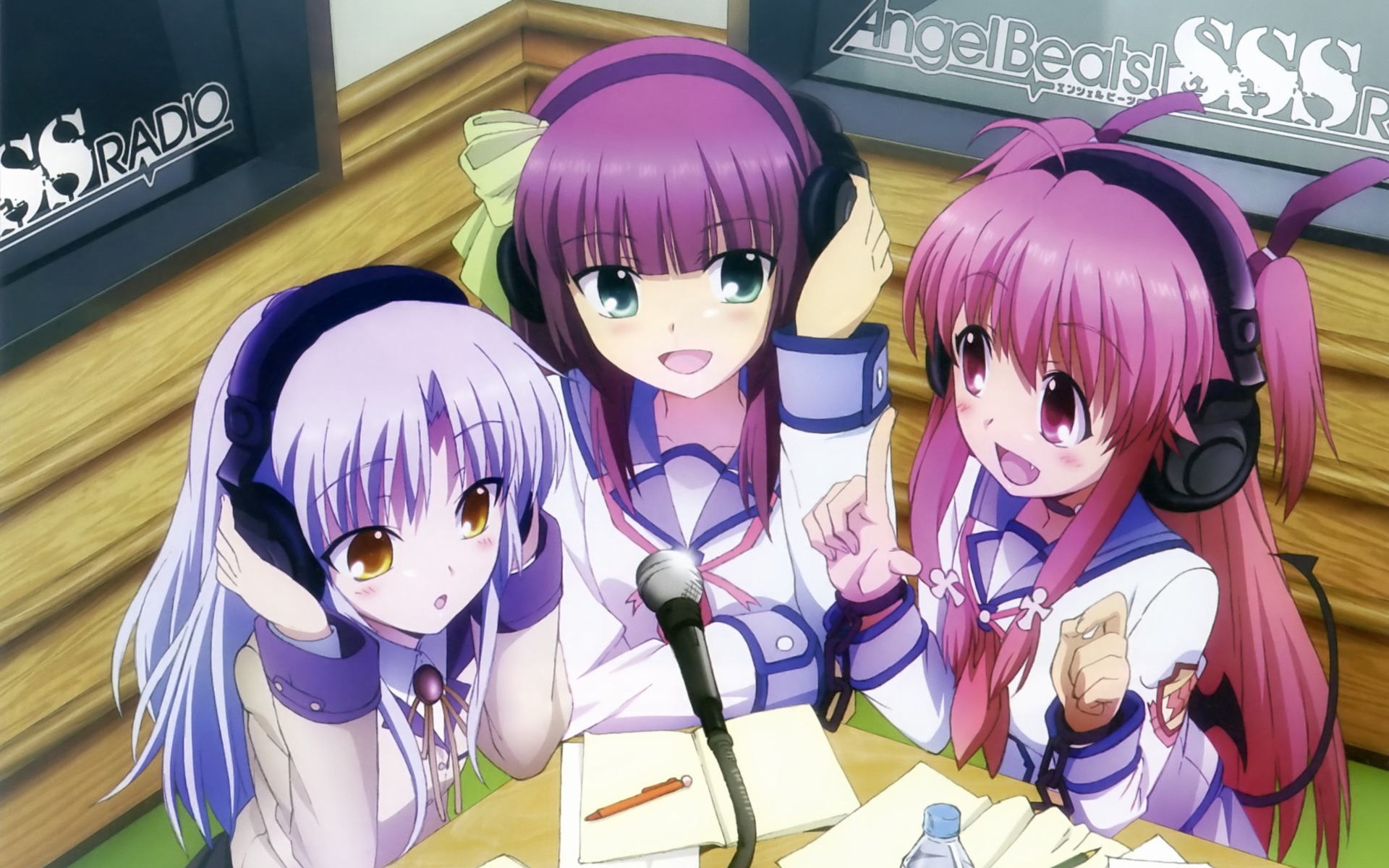 Yuri Nakamura and friends from Angel Beats! SSS Radio HD Wallpaper