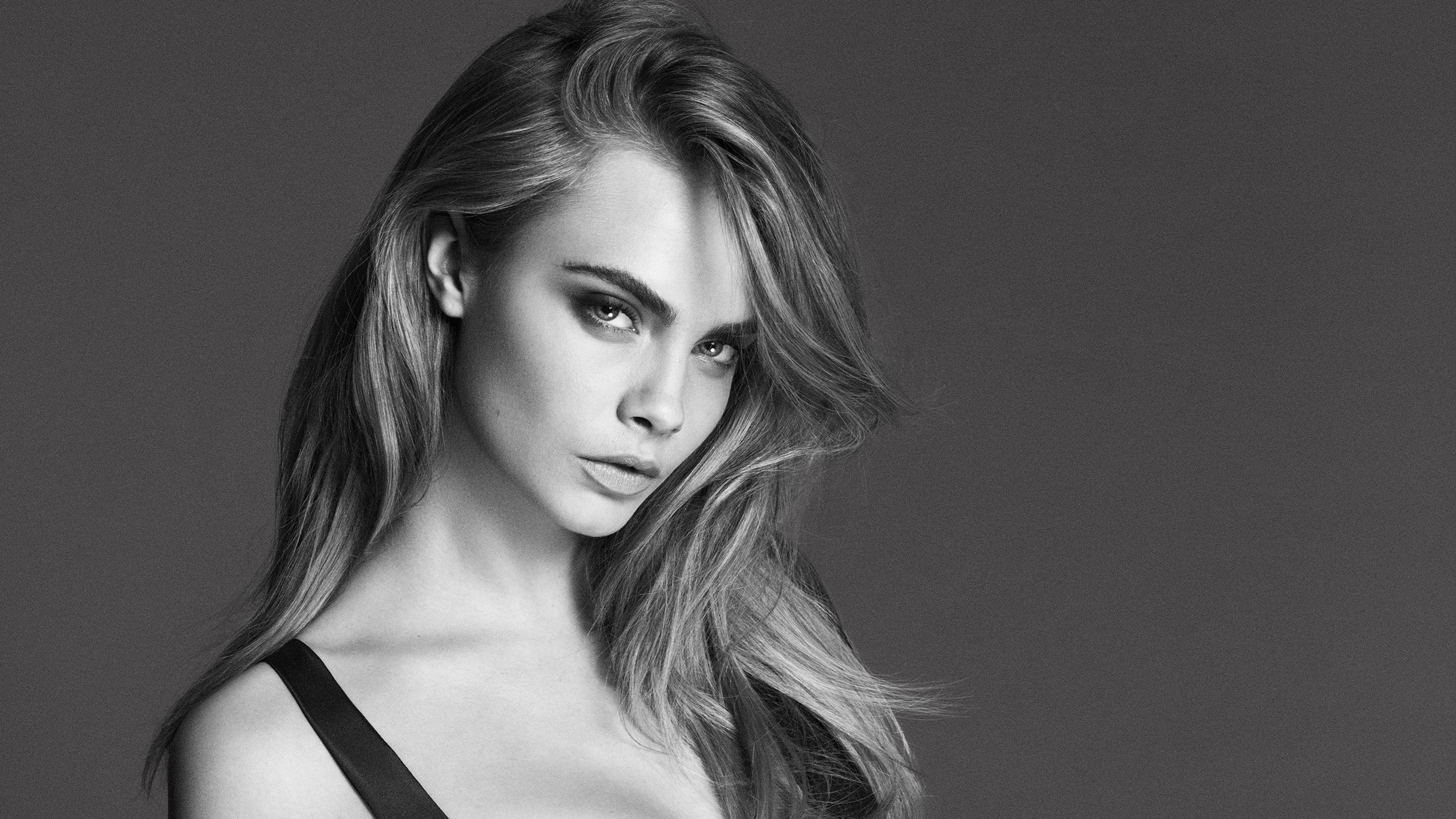 Cara Delevingne HD Wallpaper