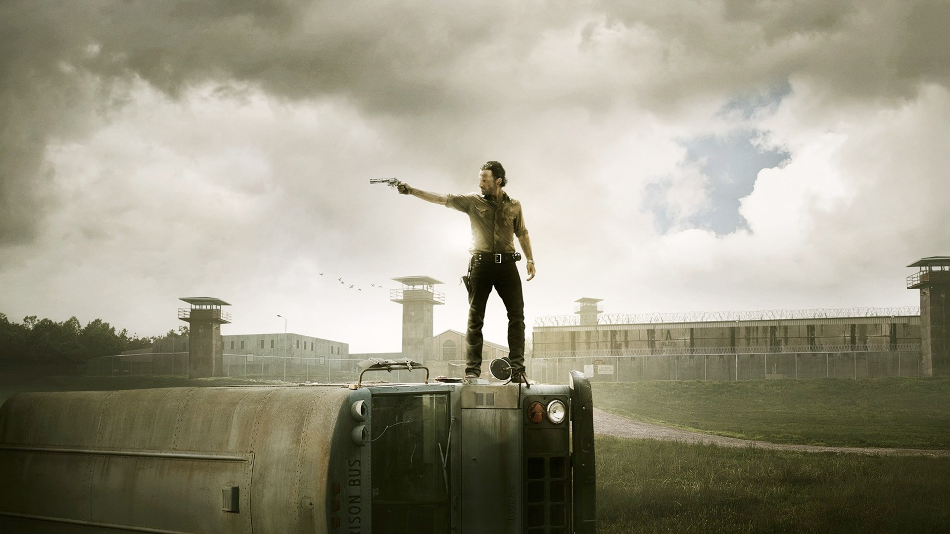 Rick Grimes from The Walking Dead on a bus HD Wallpaper