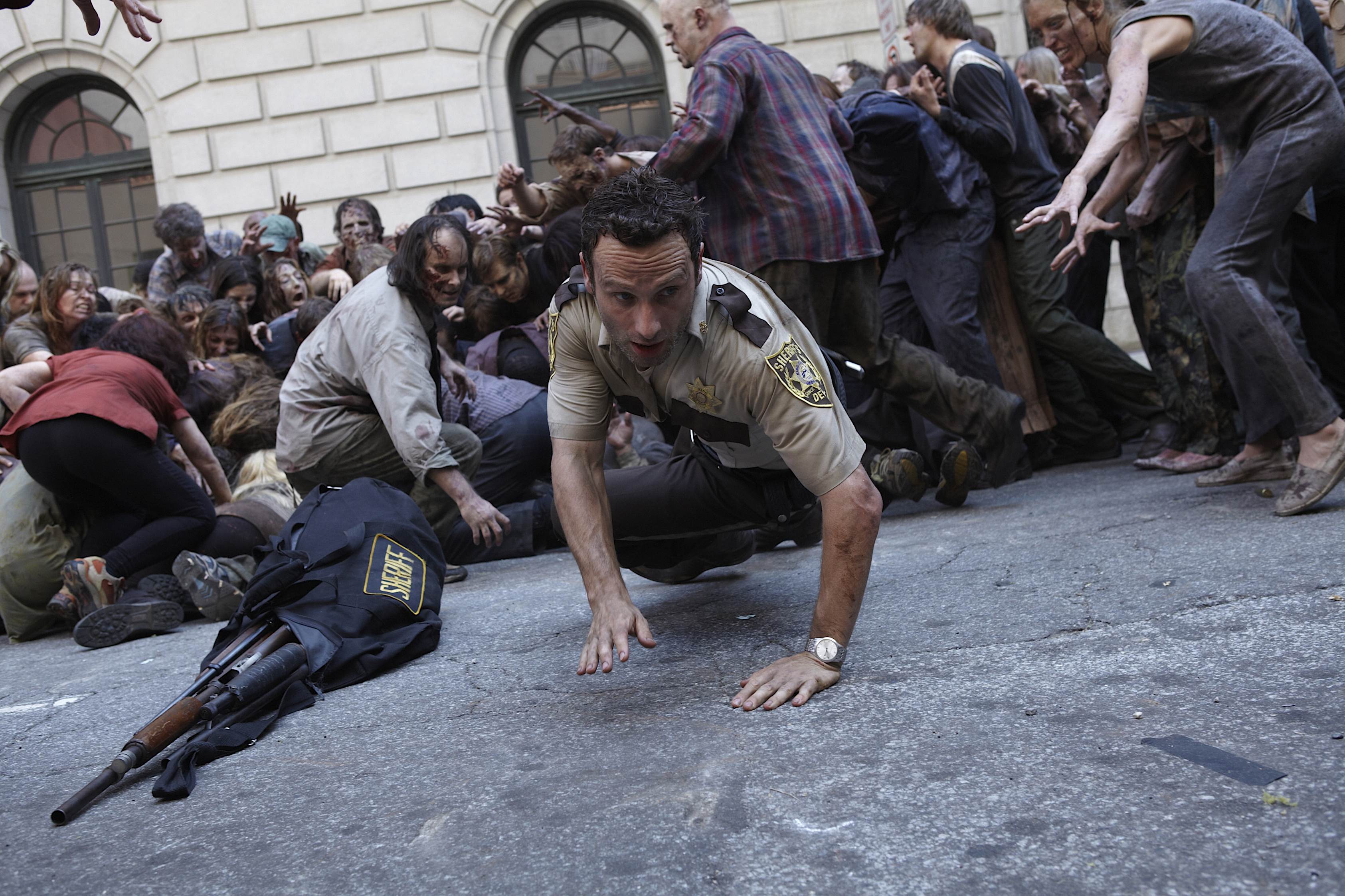 Andrew Lincoln in The Walking Dead HD Wallpaper