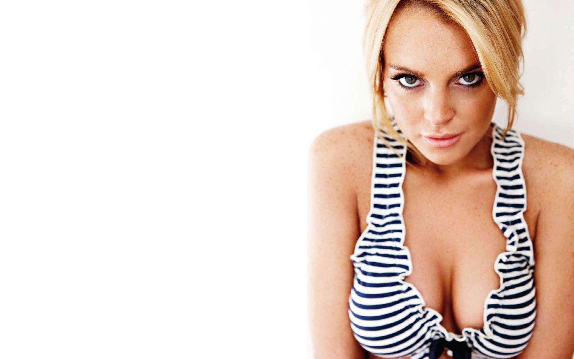 Lindsay Lohan HD Wallpaper