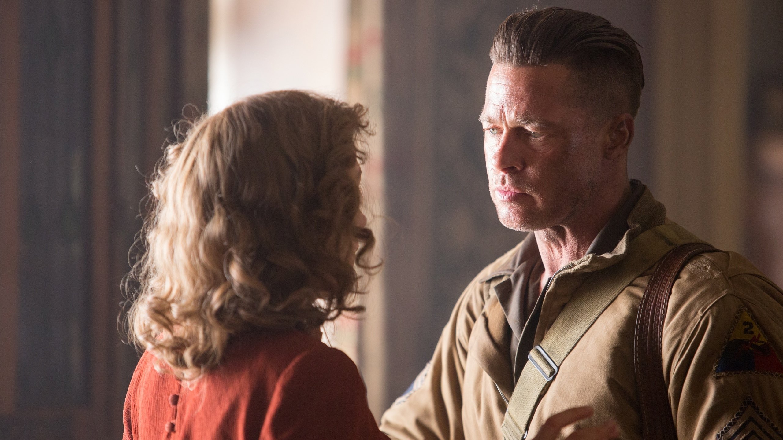 Brad Pitt in Allied HD Wallpaper