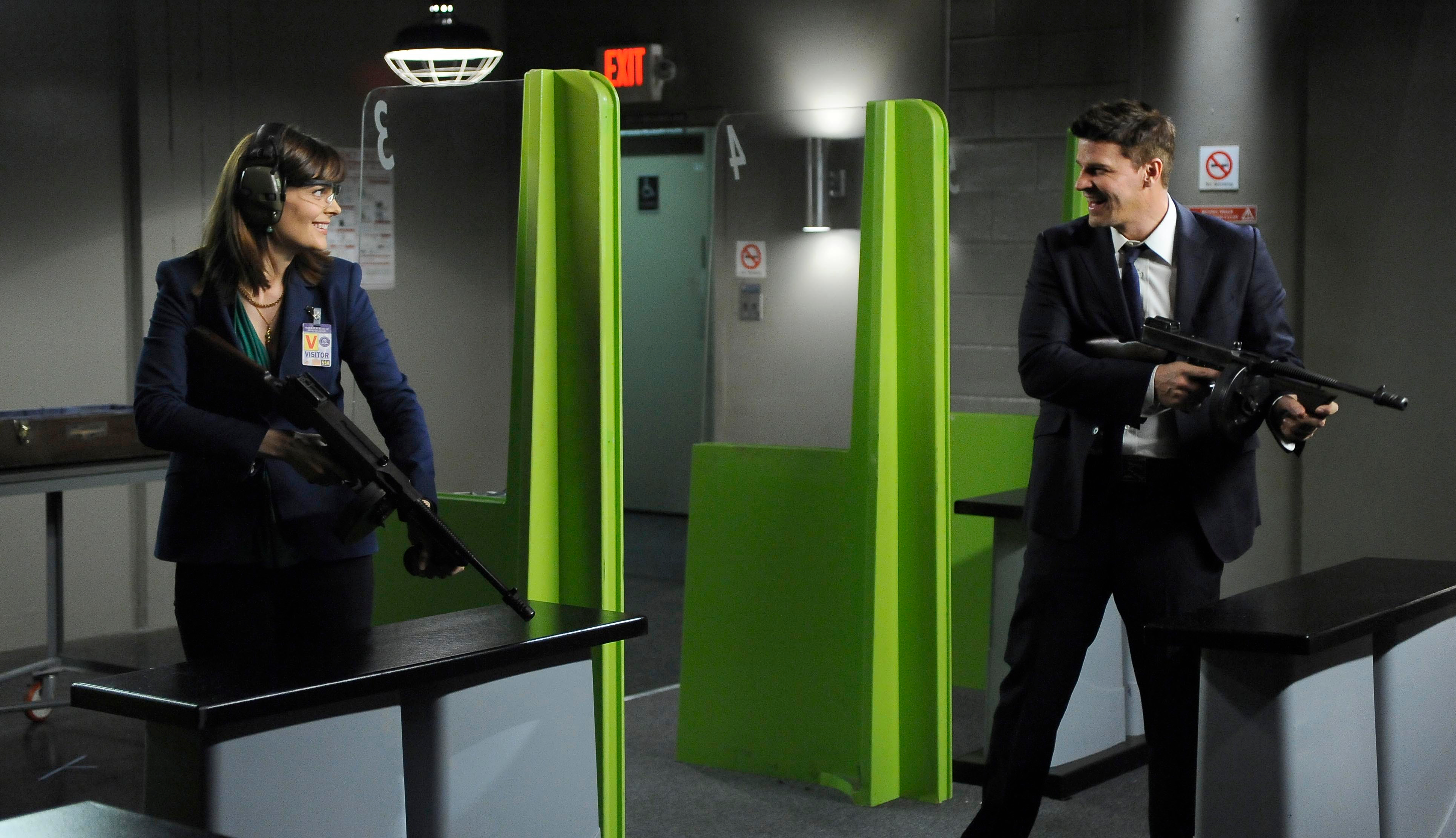 David Boreanaz at a shooting range HD Wallpaper