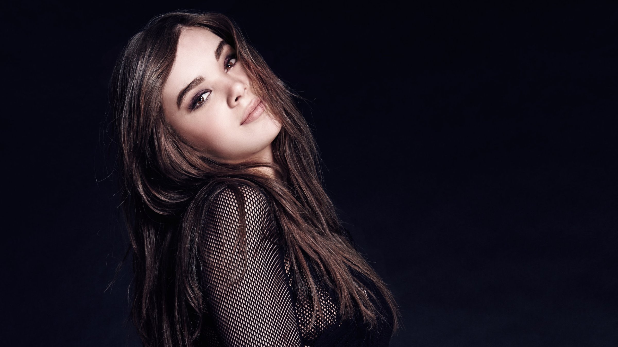 Hailee Steinfeld HD Wallpaper