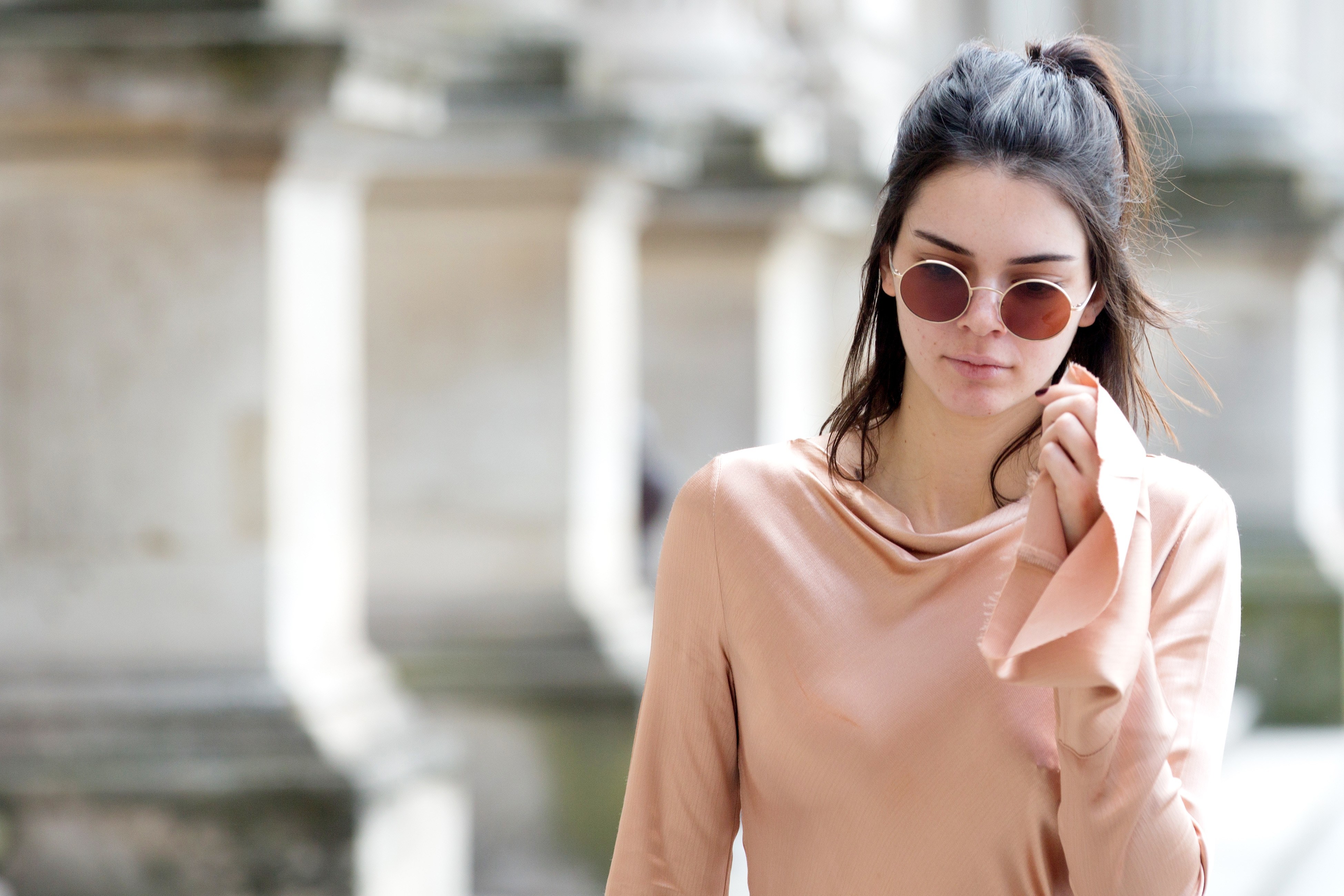 Kendall Jenner HD Wallpaper