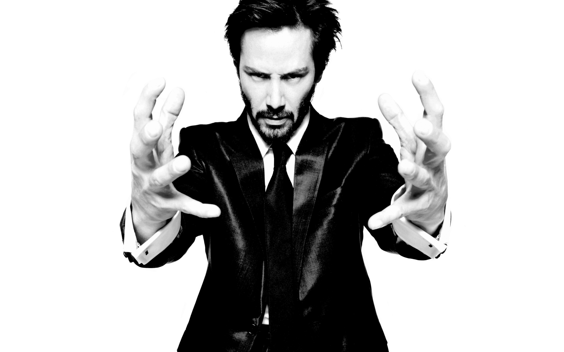 Keanu Reeves in a Suit HD Wallpaper
