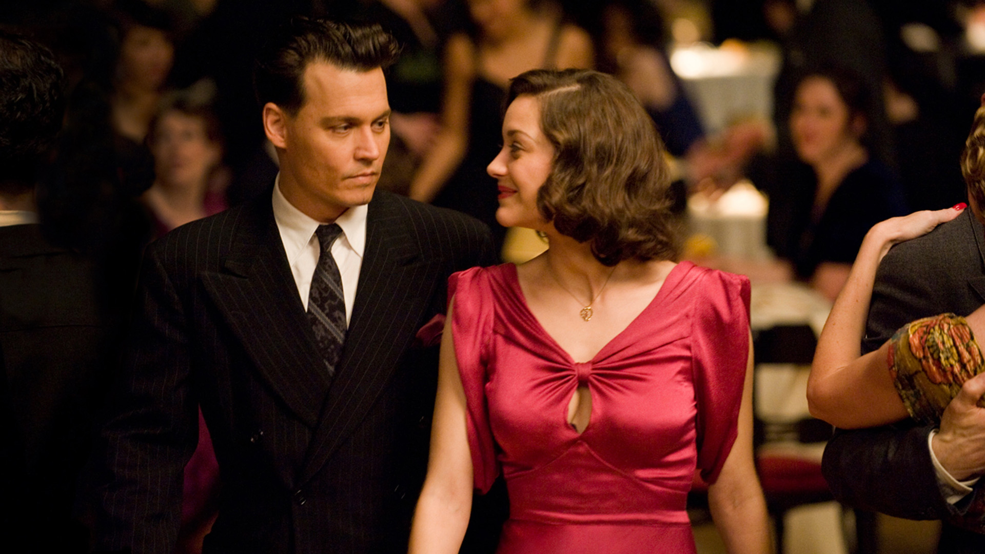 Johnny Depp and Marion Cotillard in Public Enemies HD Wallpaper