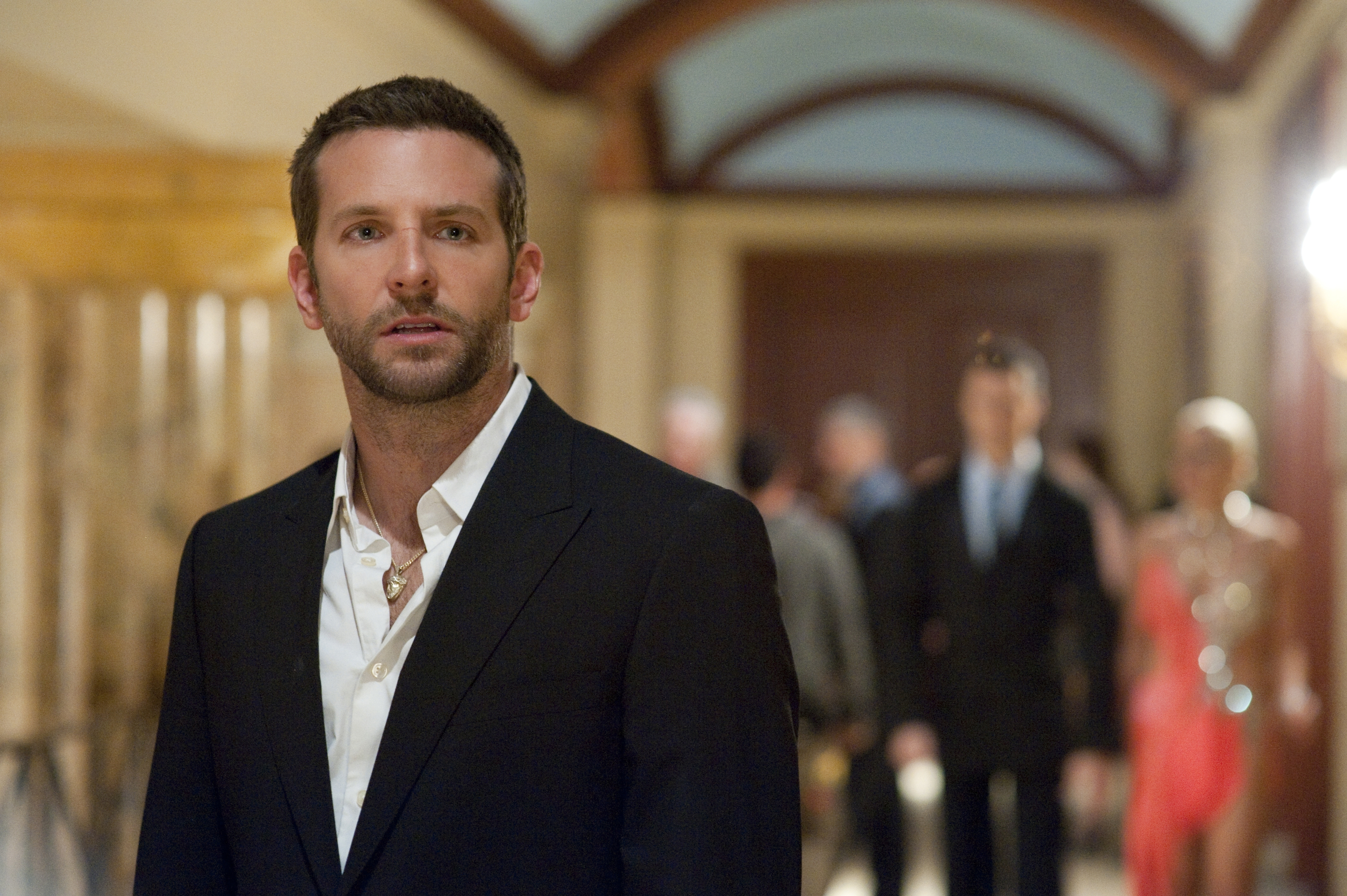 Bradley Cooper in a suit HD Wallpaper