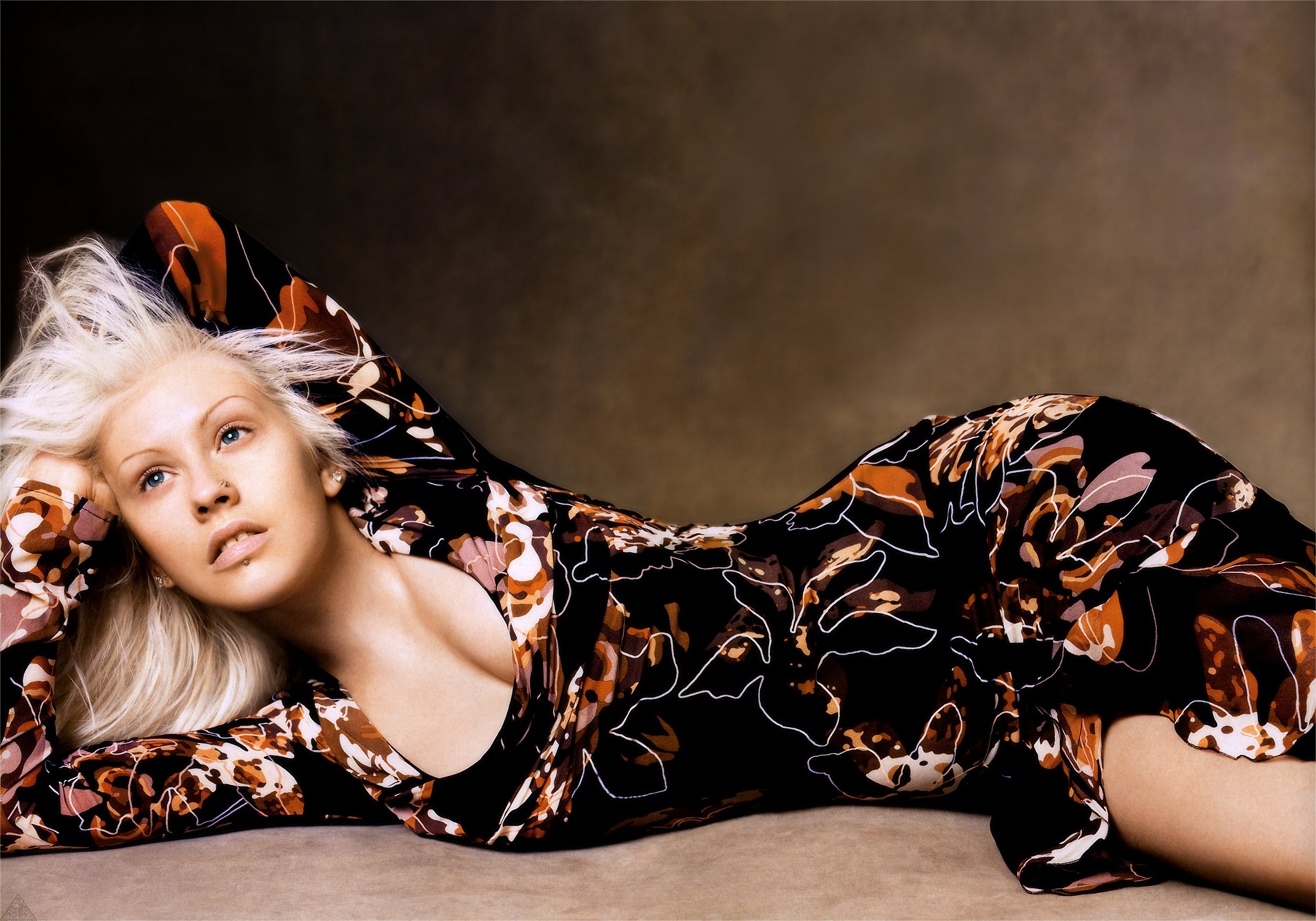 Christina Aguilera HD Wallpaper