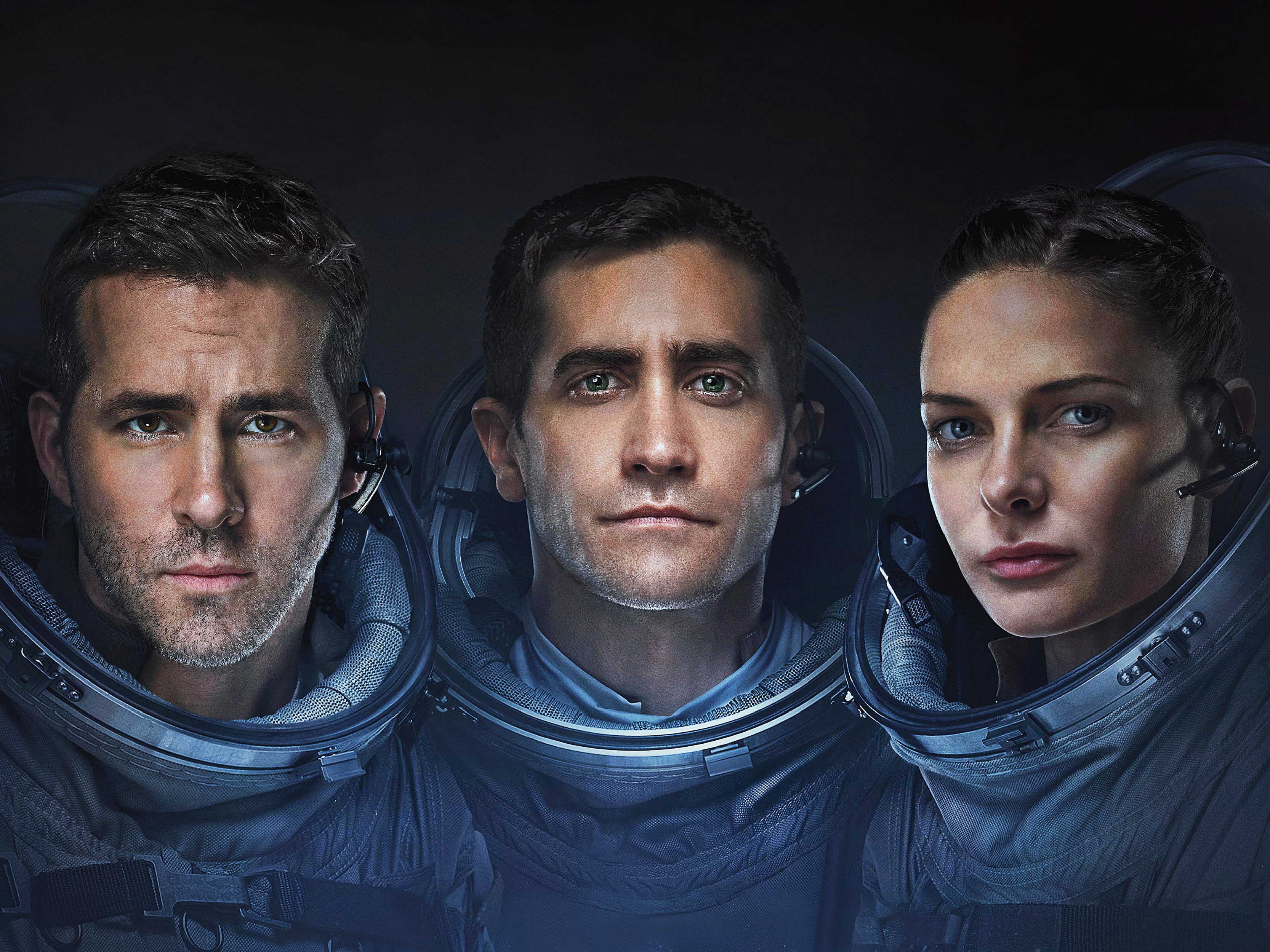 Life astronauts Ryan Reynolds, Jake Gyllenhaal, and Rebecca Ferguson HD Wallpaper