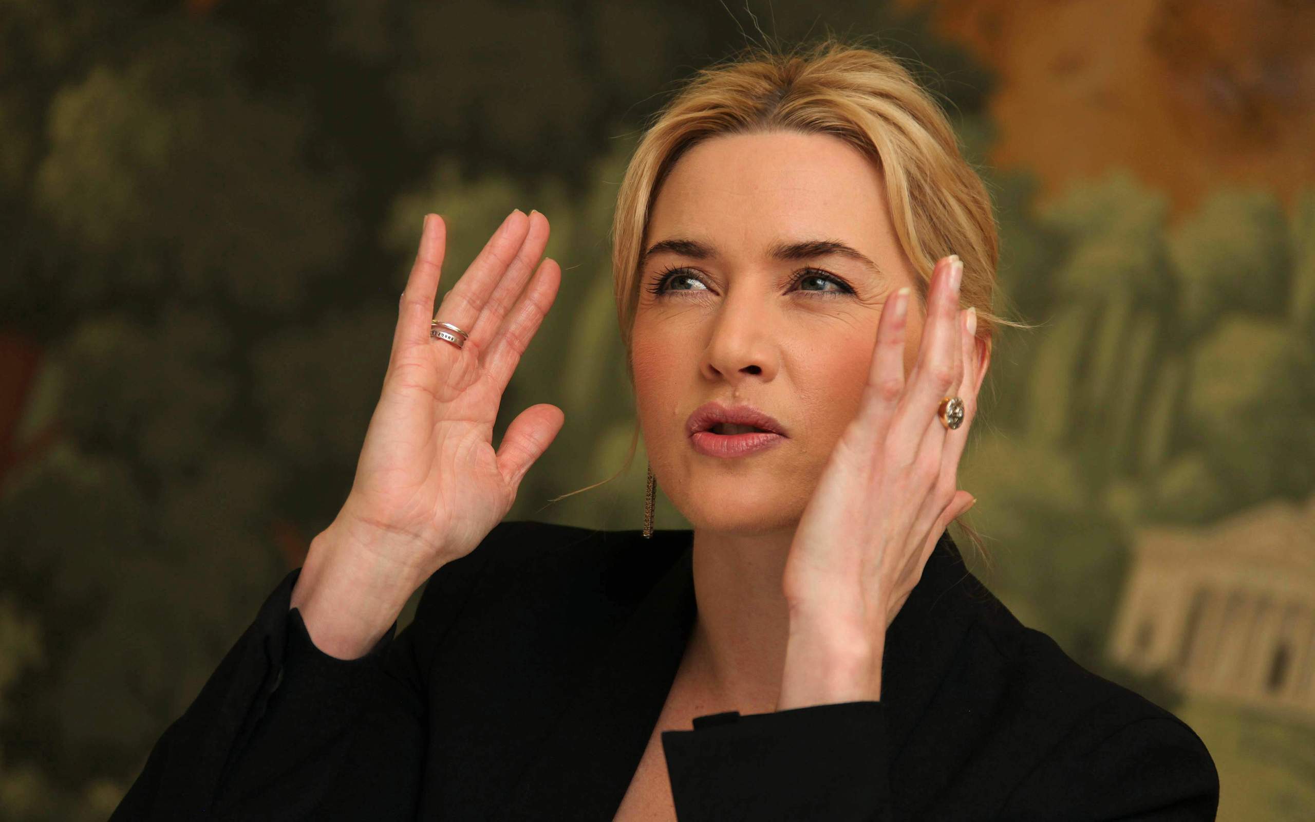 Kate Winslet HD Wallpaper