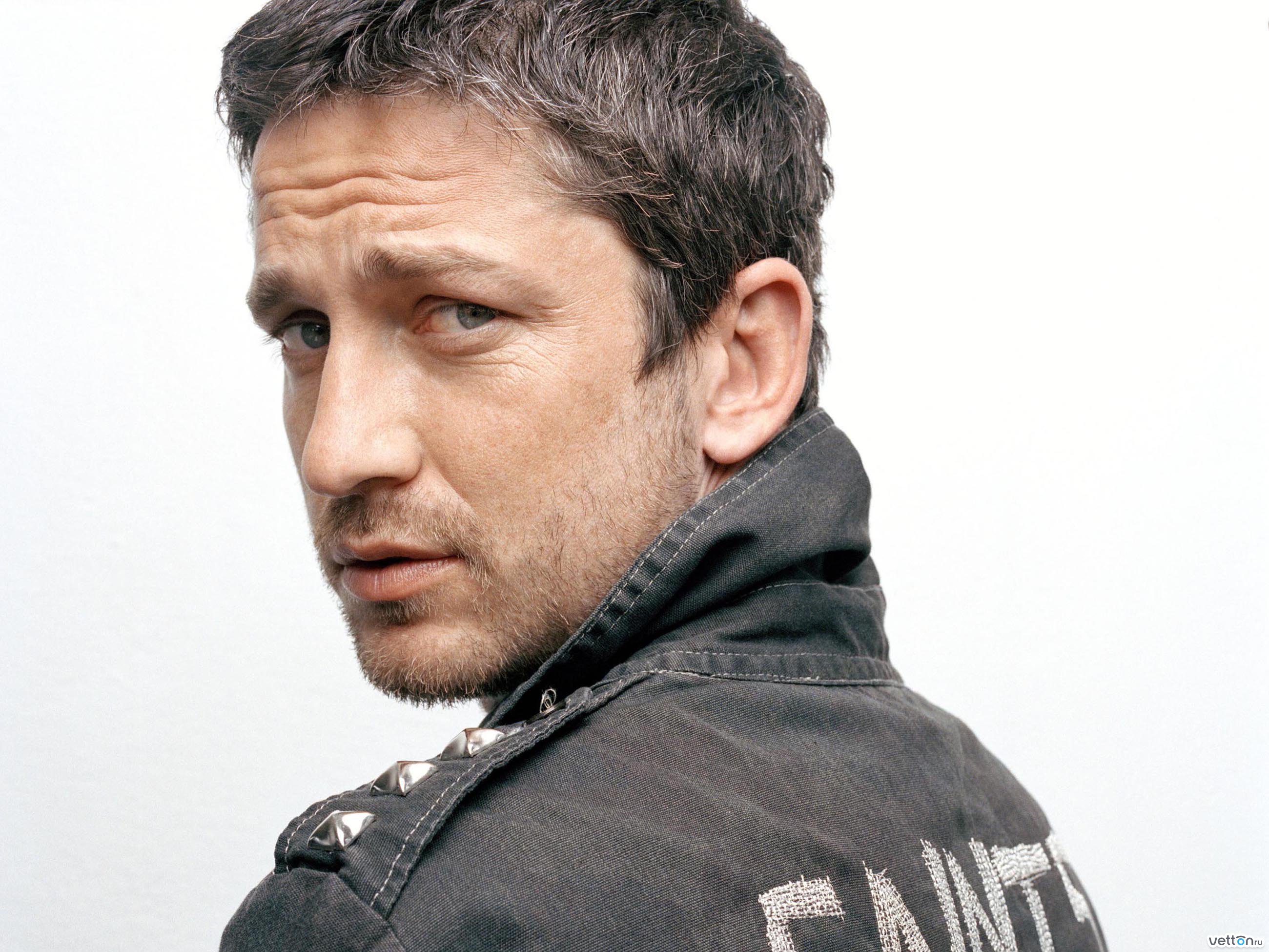 Gerard Butler HD Wallpaper