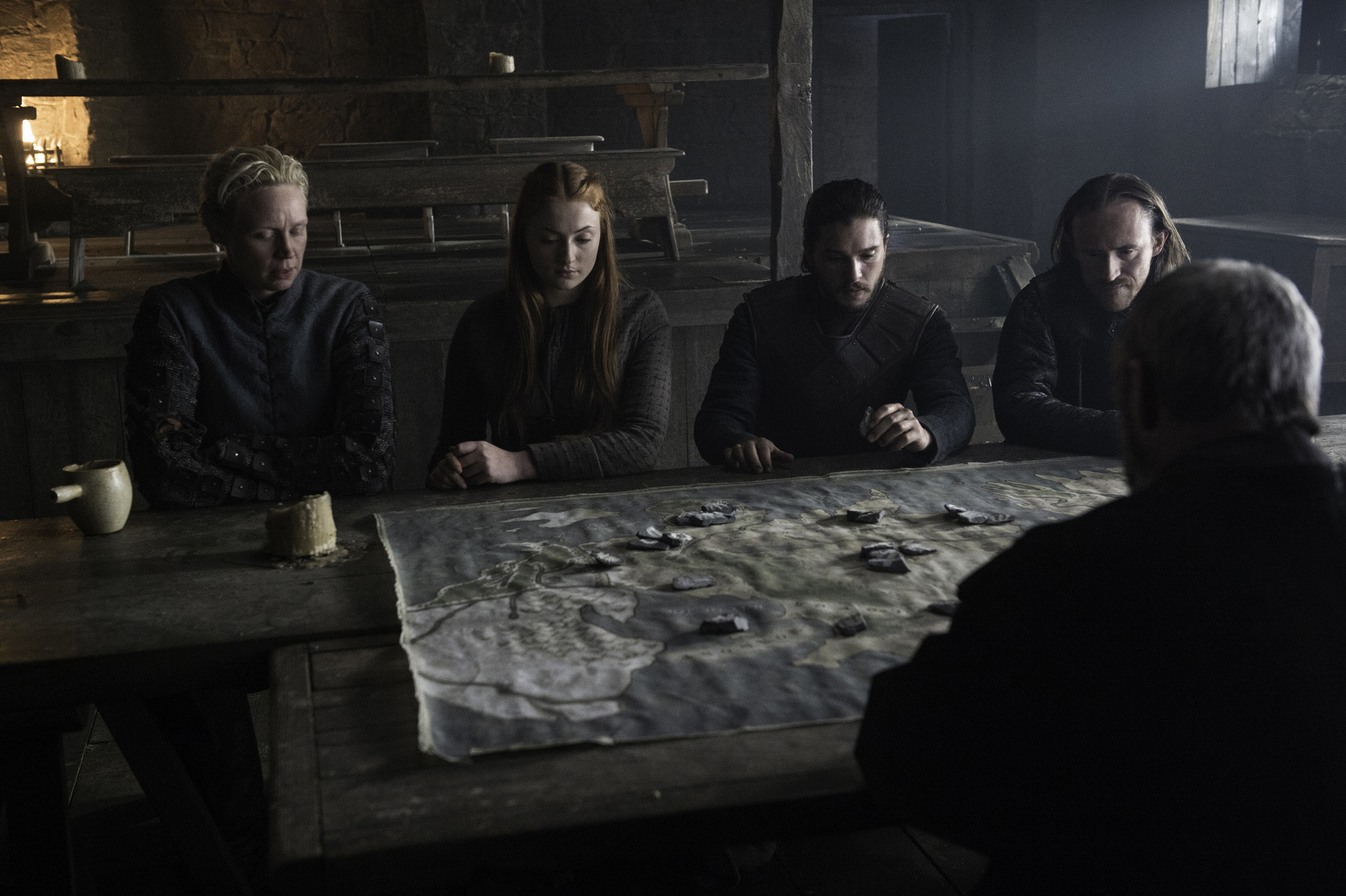 Game of Thrones: Jon Snow, Sansa Stark, Brienne of Tarth, Tormund Giantsbane, and Davos Seaworth planning HD Wallpaper