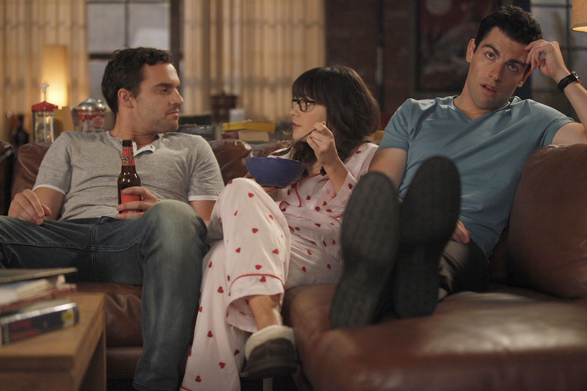 Nick Miller and friends on a couch HD Wallpaper