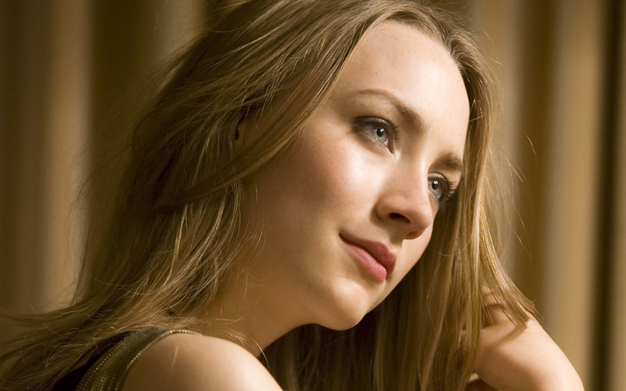 Saoirse Ronan HD Wallpaper