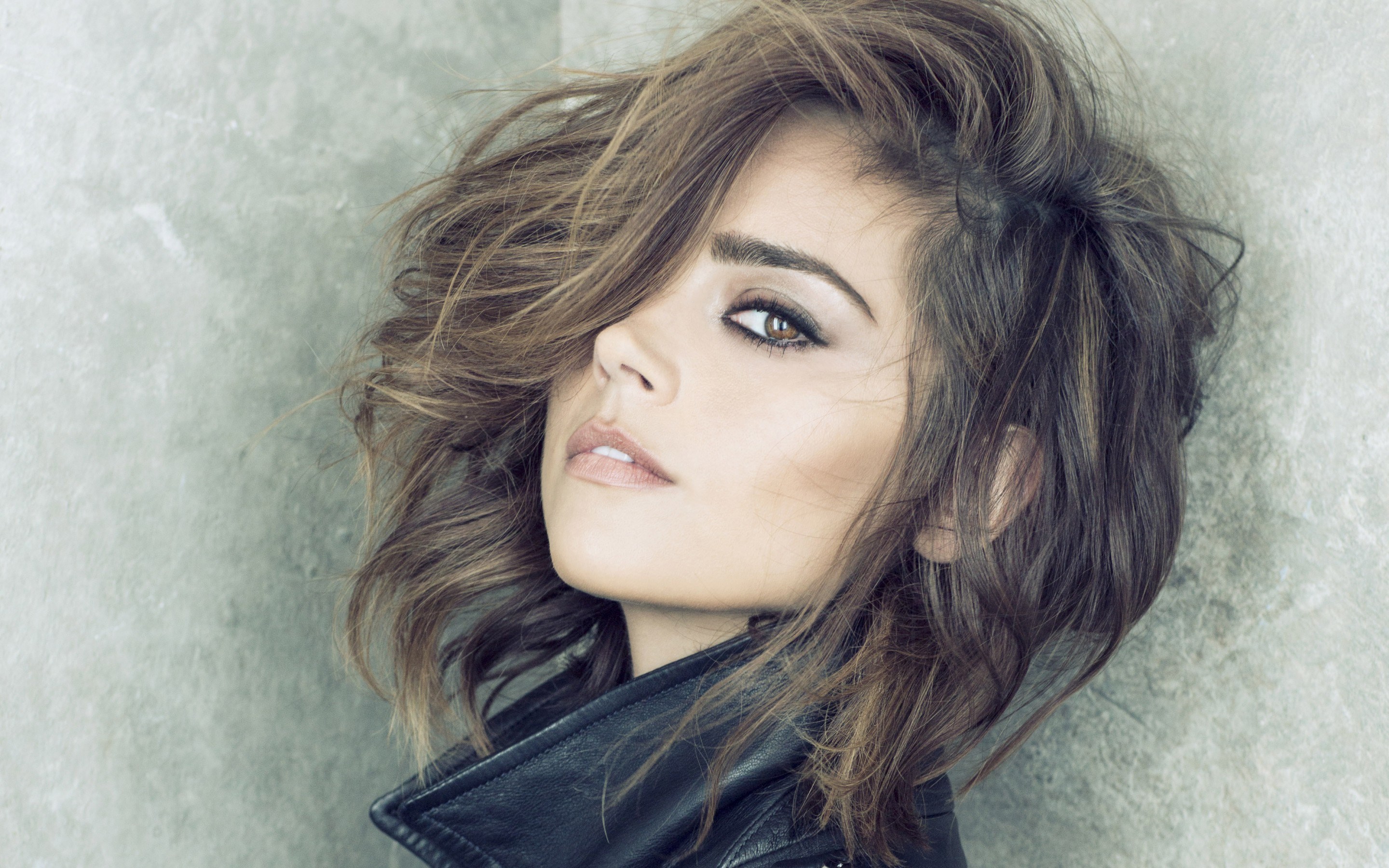 Jenna Coleman HD Wallpaper