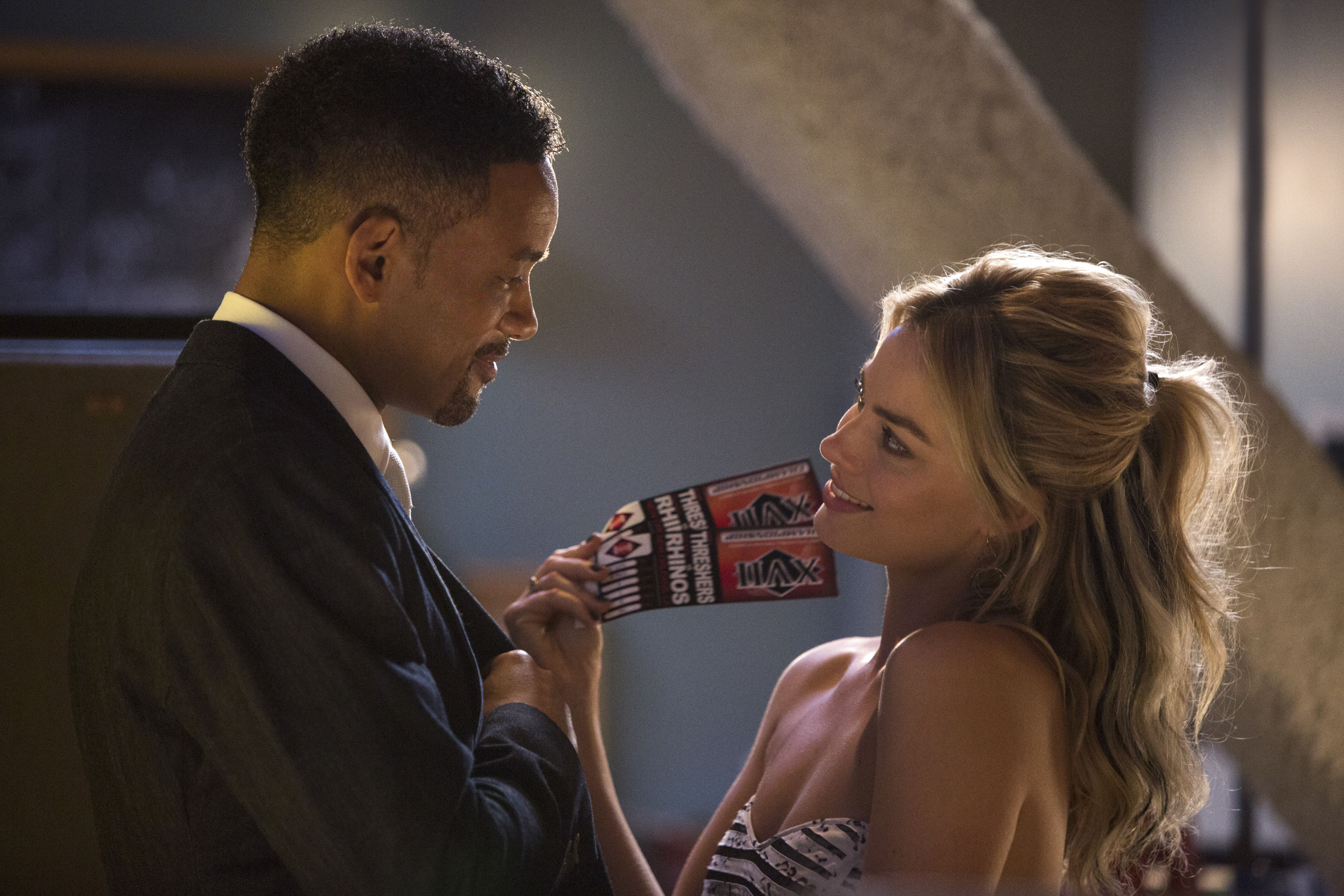 Will Smith and Margot Robbie in Focus HD Wallpaper