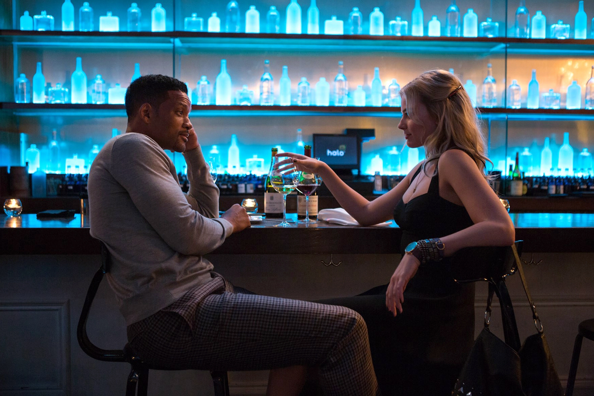 Will Smith and Margot Robbie at a bar HD Wallpaper