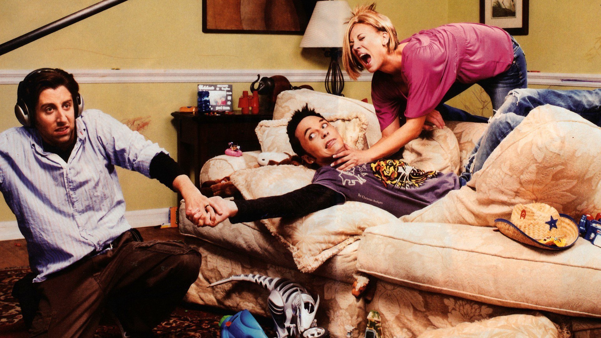 Simon Helberg and Kaley Cuoco from The Big Bang Theory HD Wallpaper
