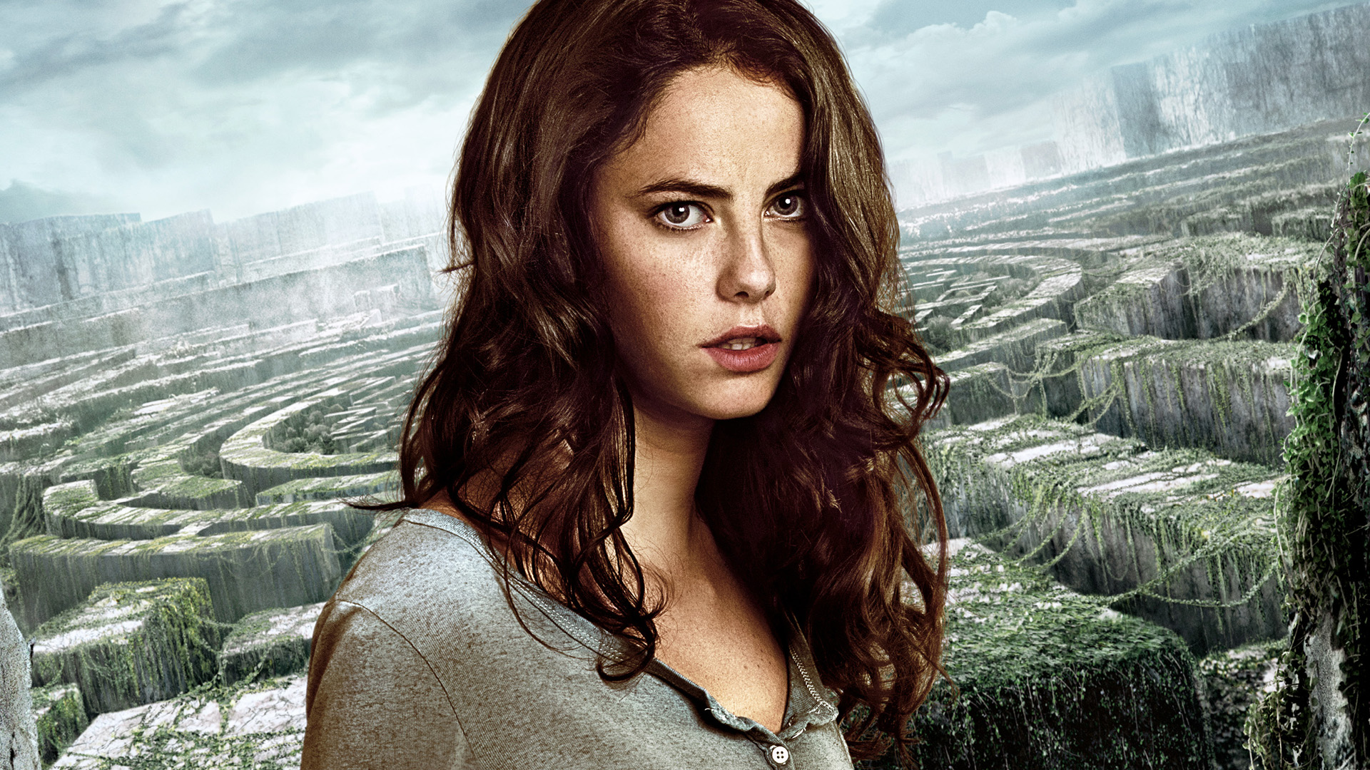 Teresa Agnes from The Maze Runner HD Wallpaper