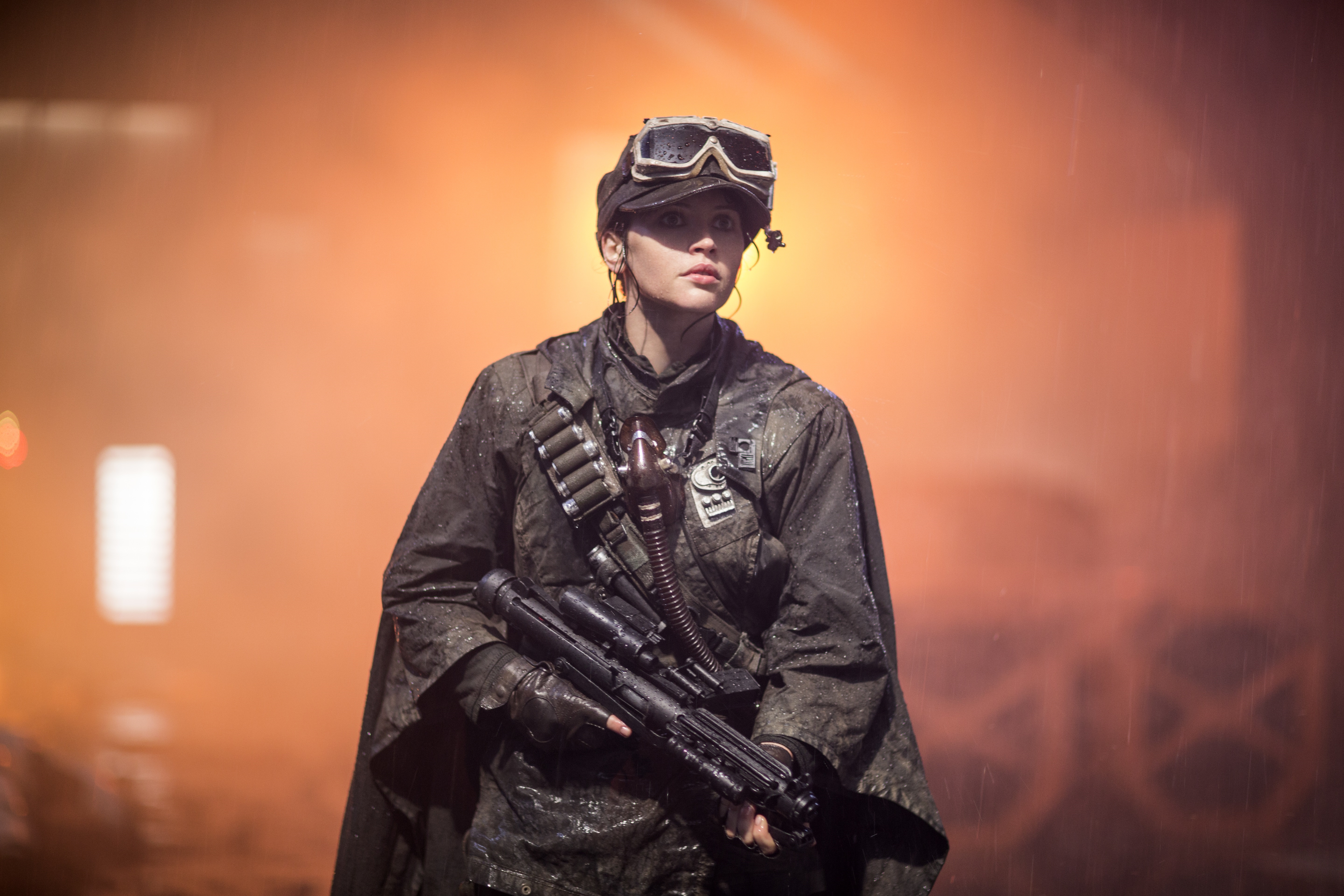 Felicity Jones as Jyn Erso in Rogue One: A Star Wars Story HD Wallpaper