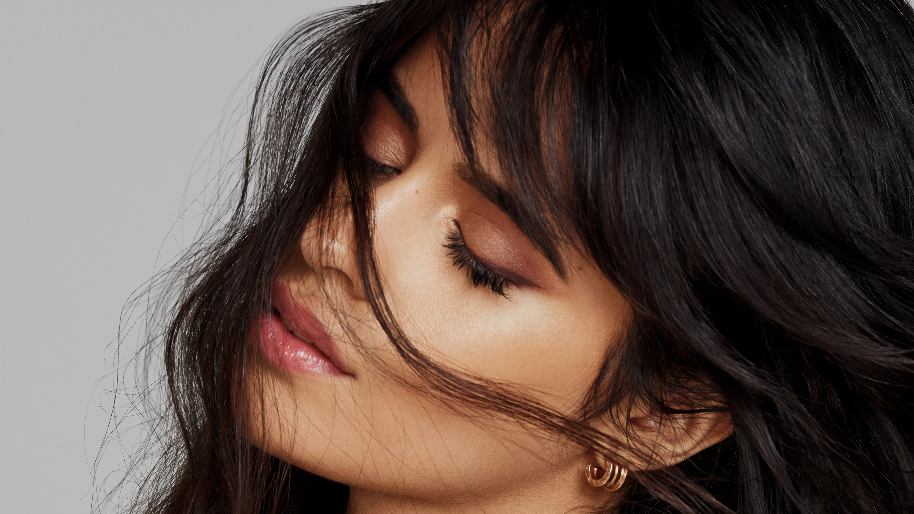 Camila Cabello HD Wallpaper