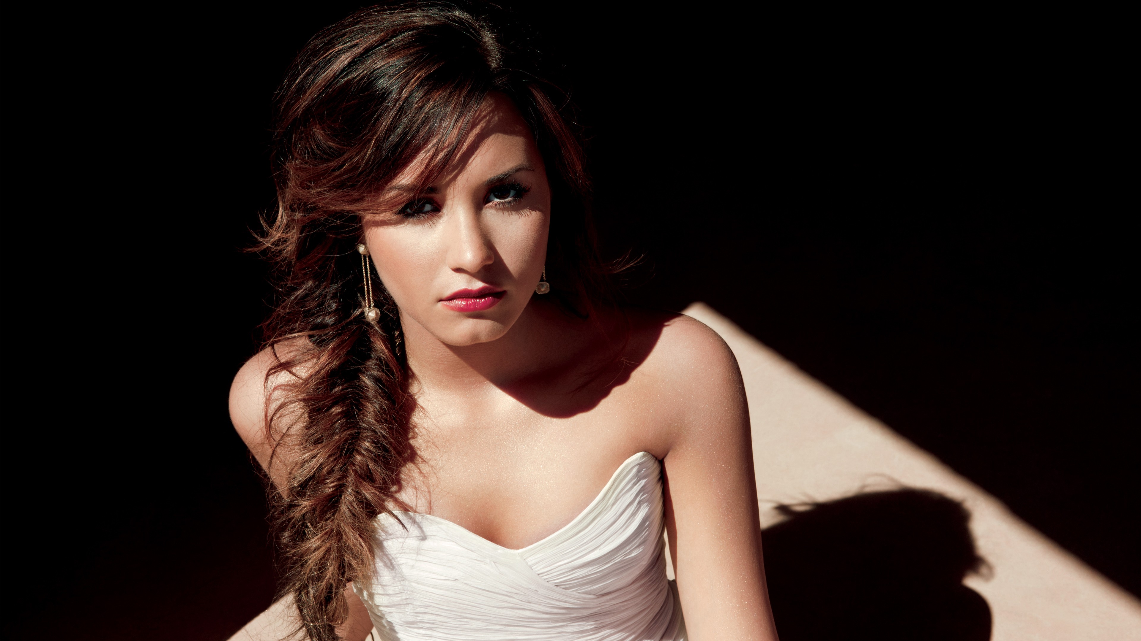 Demi Lovato in white dress HD Wallpaper