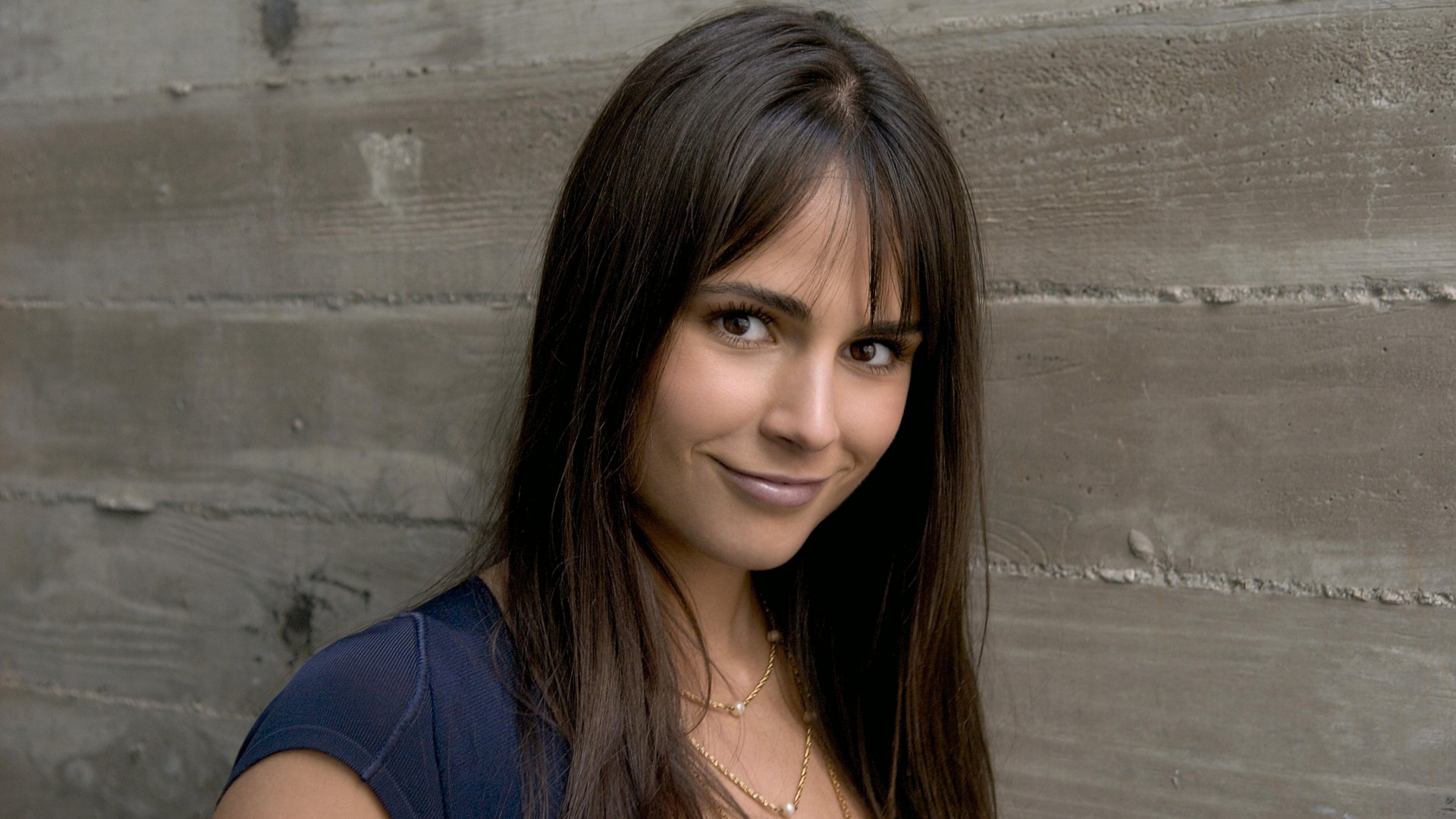 Jordana Brewster HD Wallpaper