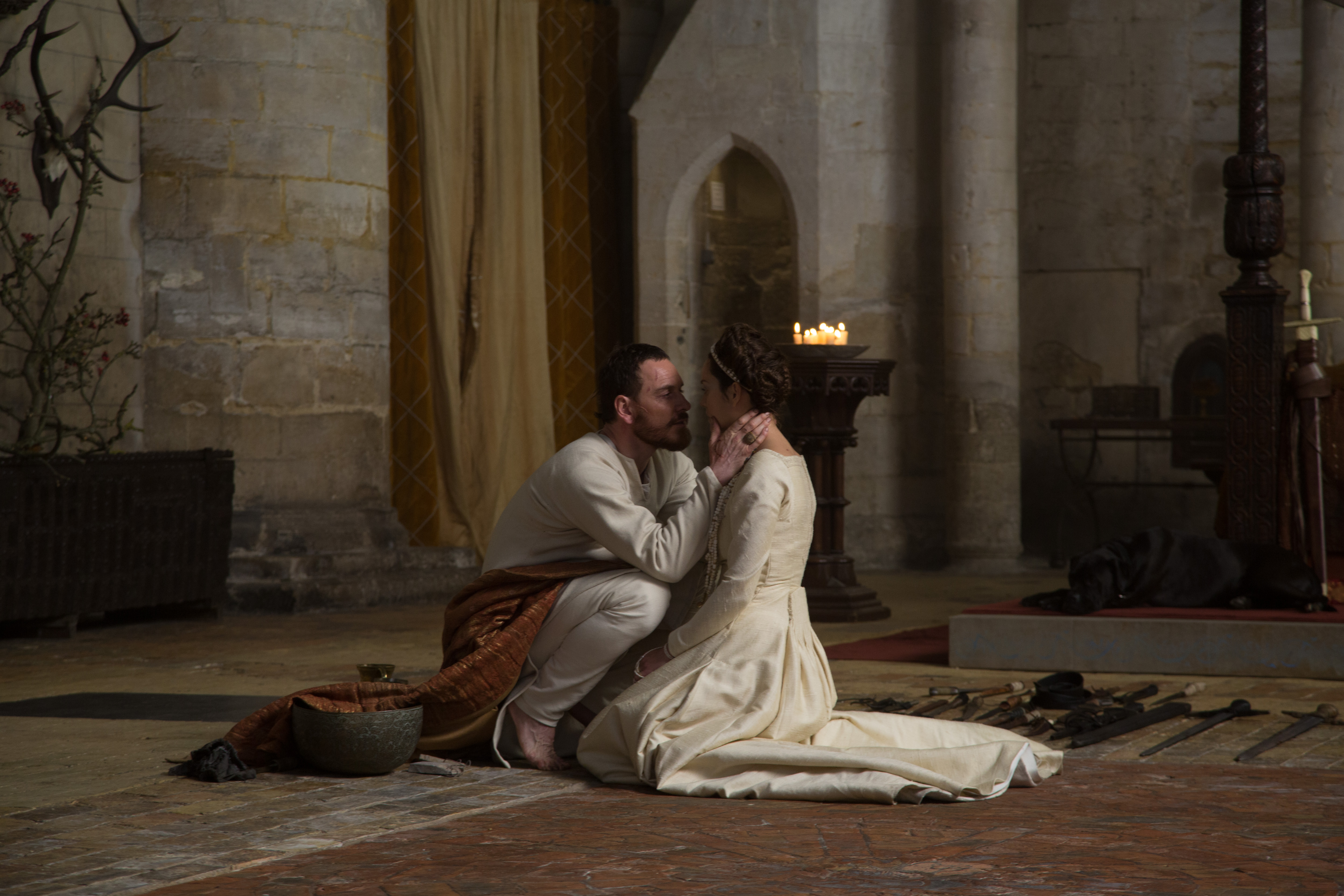 Michael Fassbender and Marion Cotillard in Macbeth HD Wallpaper