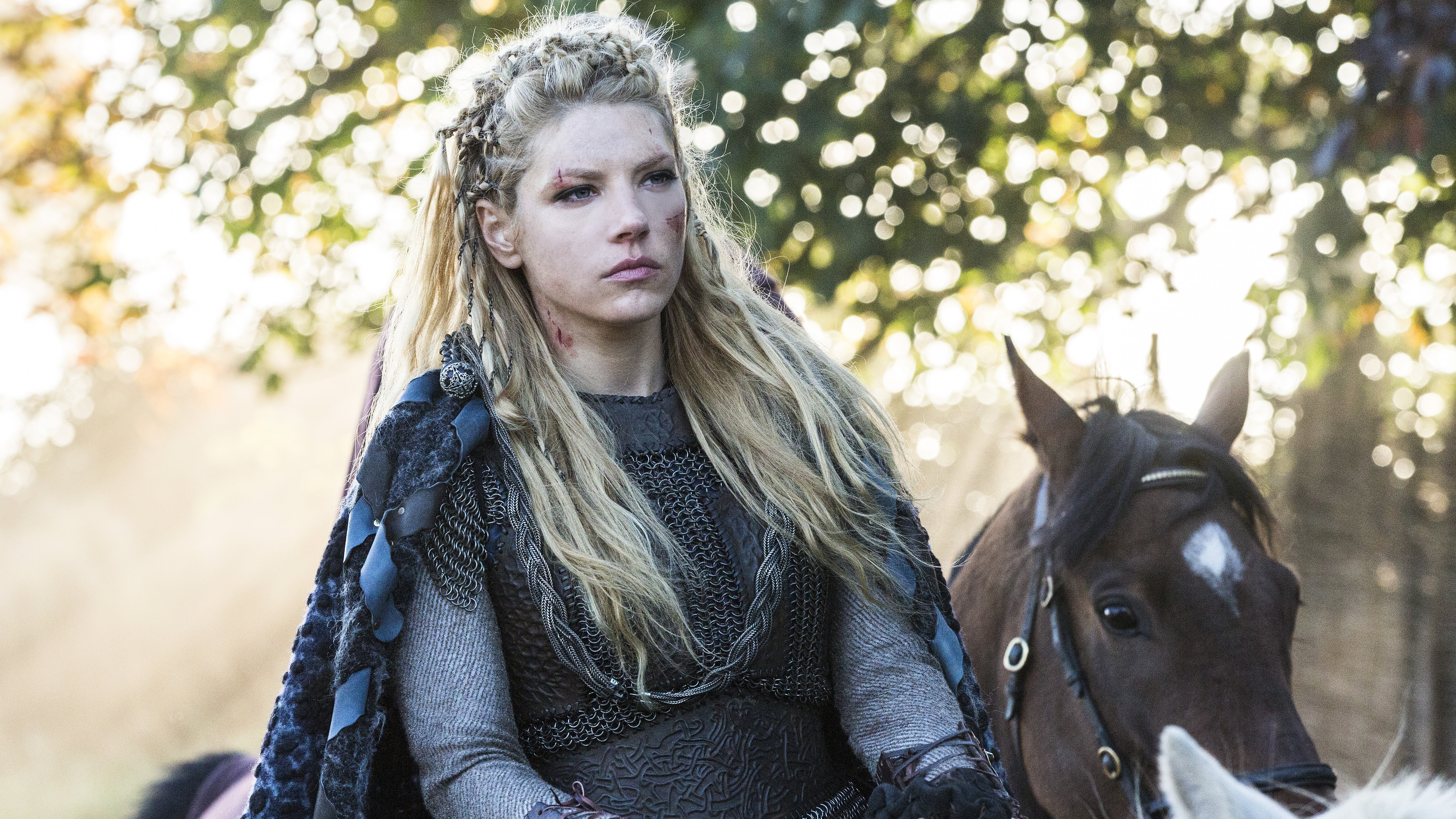 Katheryn Winnick as Lagertha in Vikings HD Wallpaper