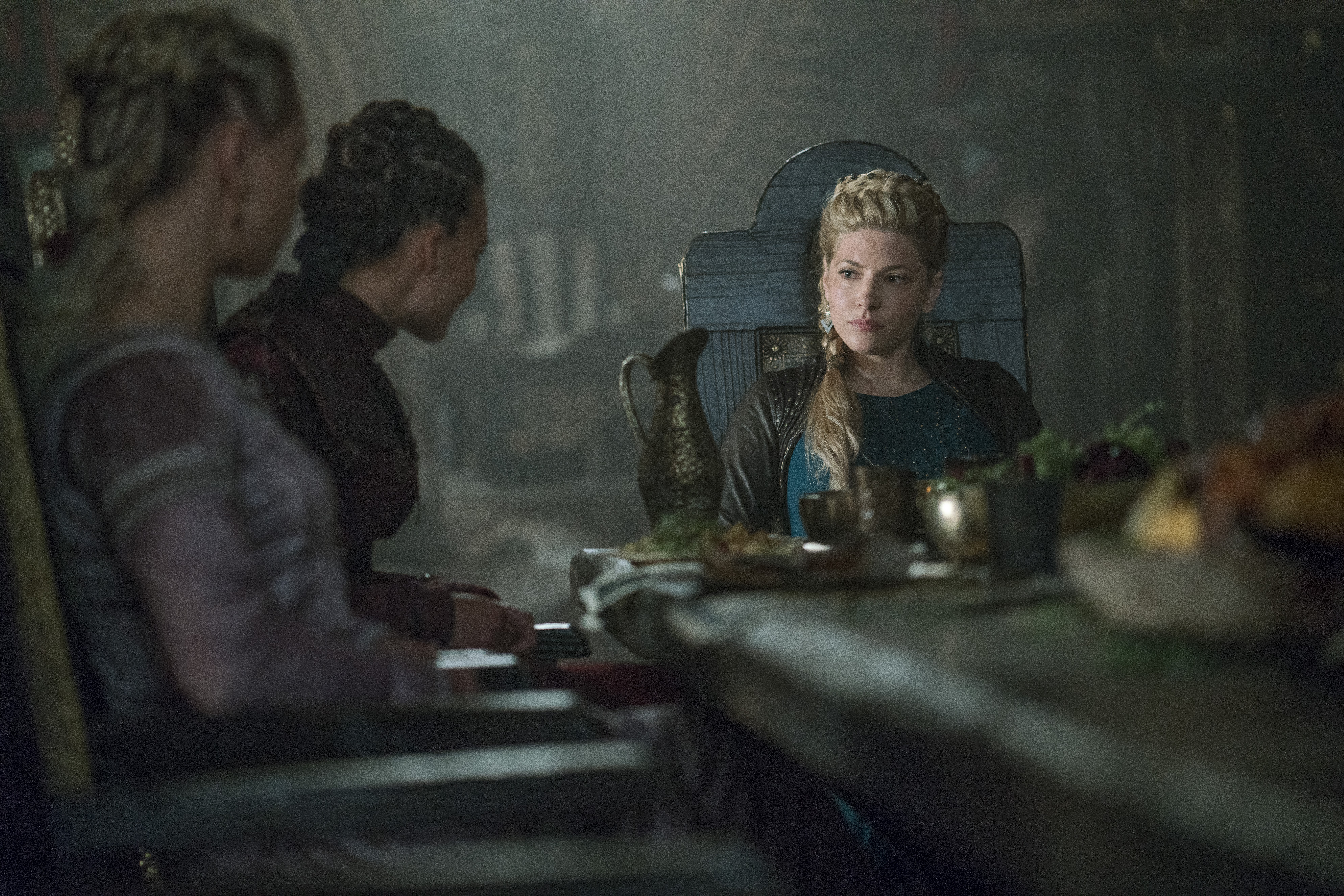 Katheryn Winnick in Vikings HD Wallpaper