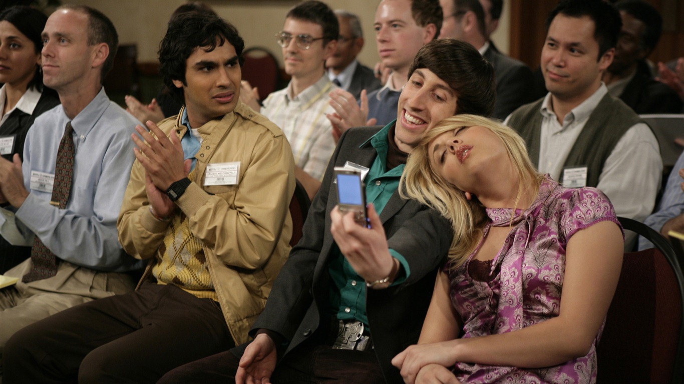 Kunal Nayyar and Kaley Cuoco taking a selfie HD Wallpaper