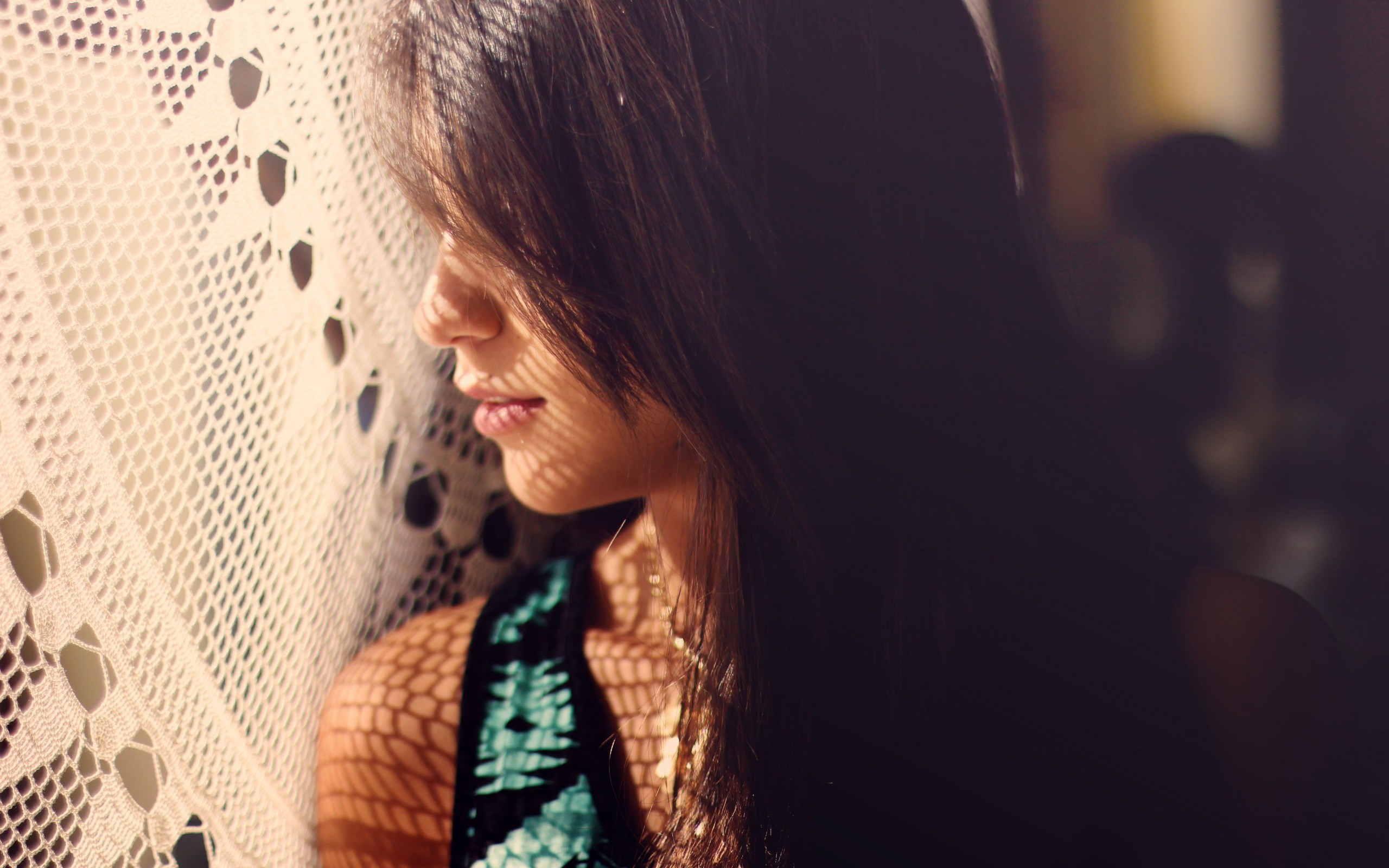Woman in sunlight behind lace curtain HD Wallpaper