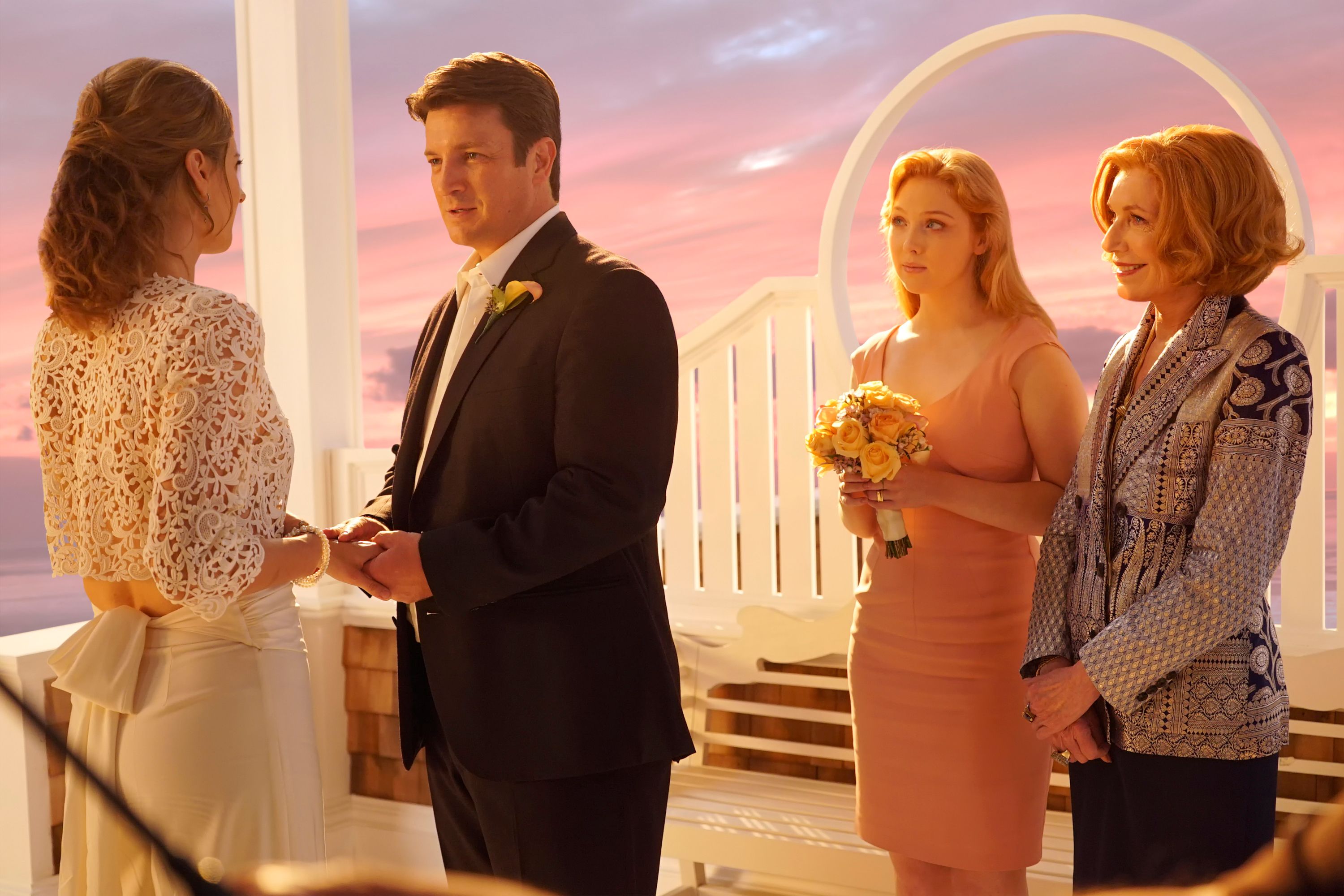Wedding ceremony with Nathan Fillion and Stana Katic HD Wallpaper