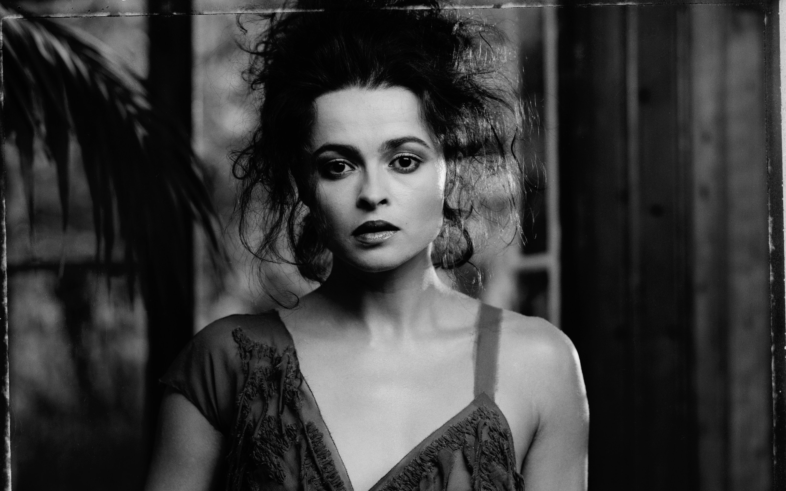 Helena Bonham Carter HD Wallpaper