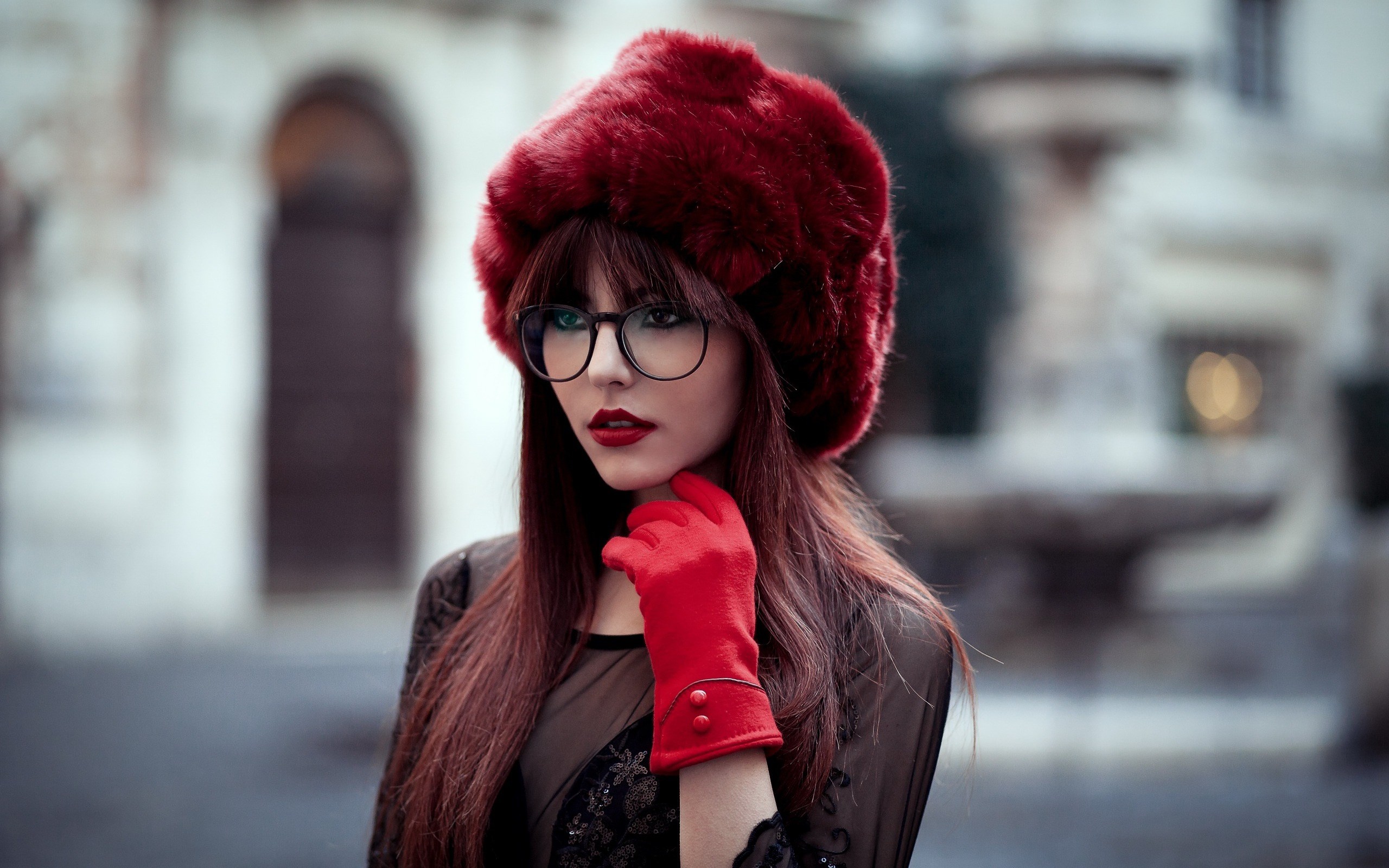 Woman in red fur hat and gloves HD Wallpaper