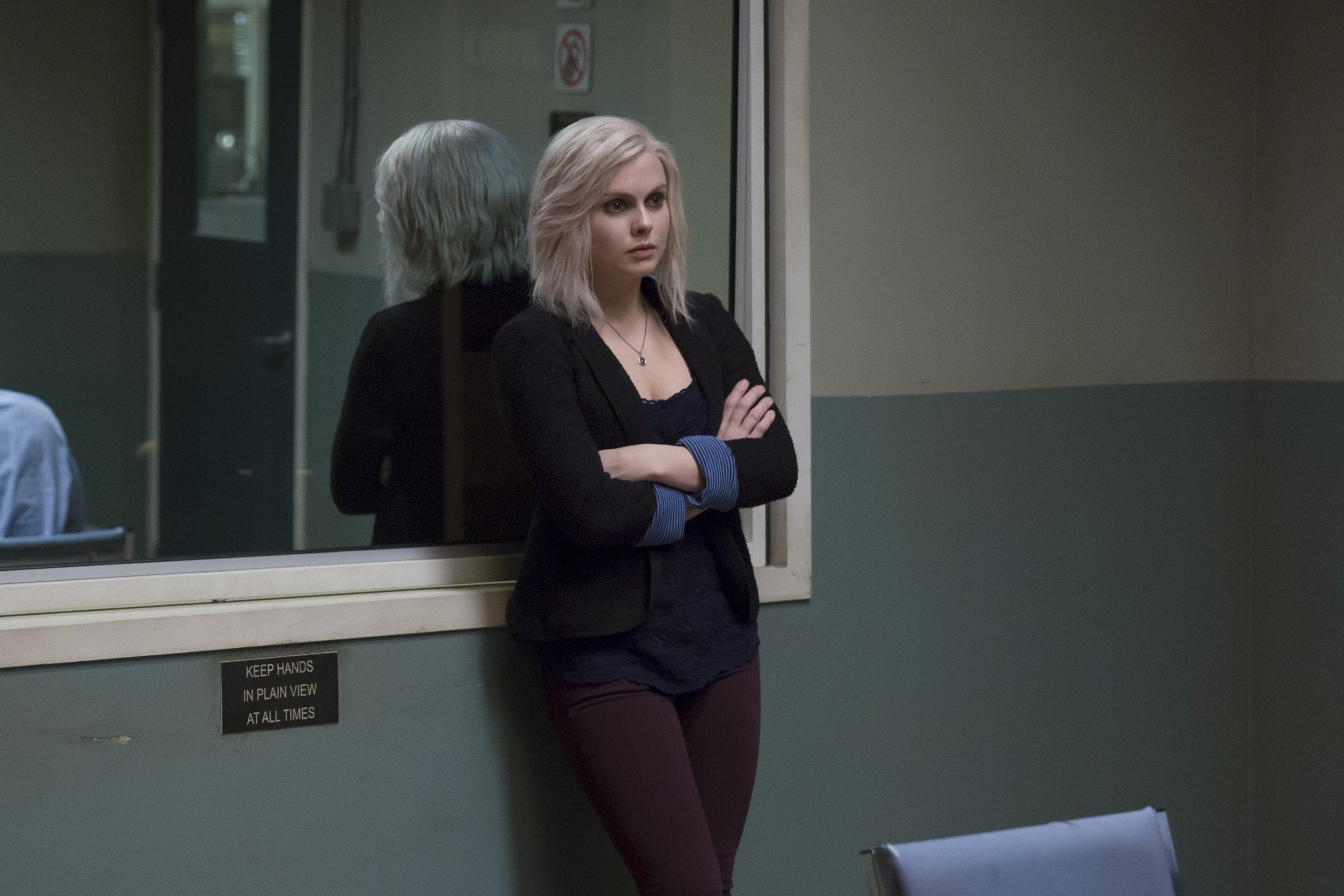 Rose McIver HD Wallpaper