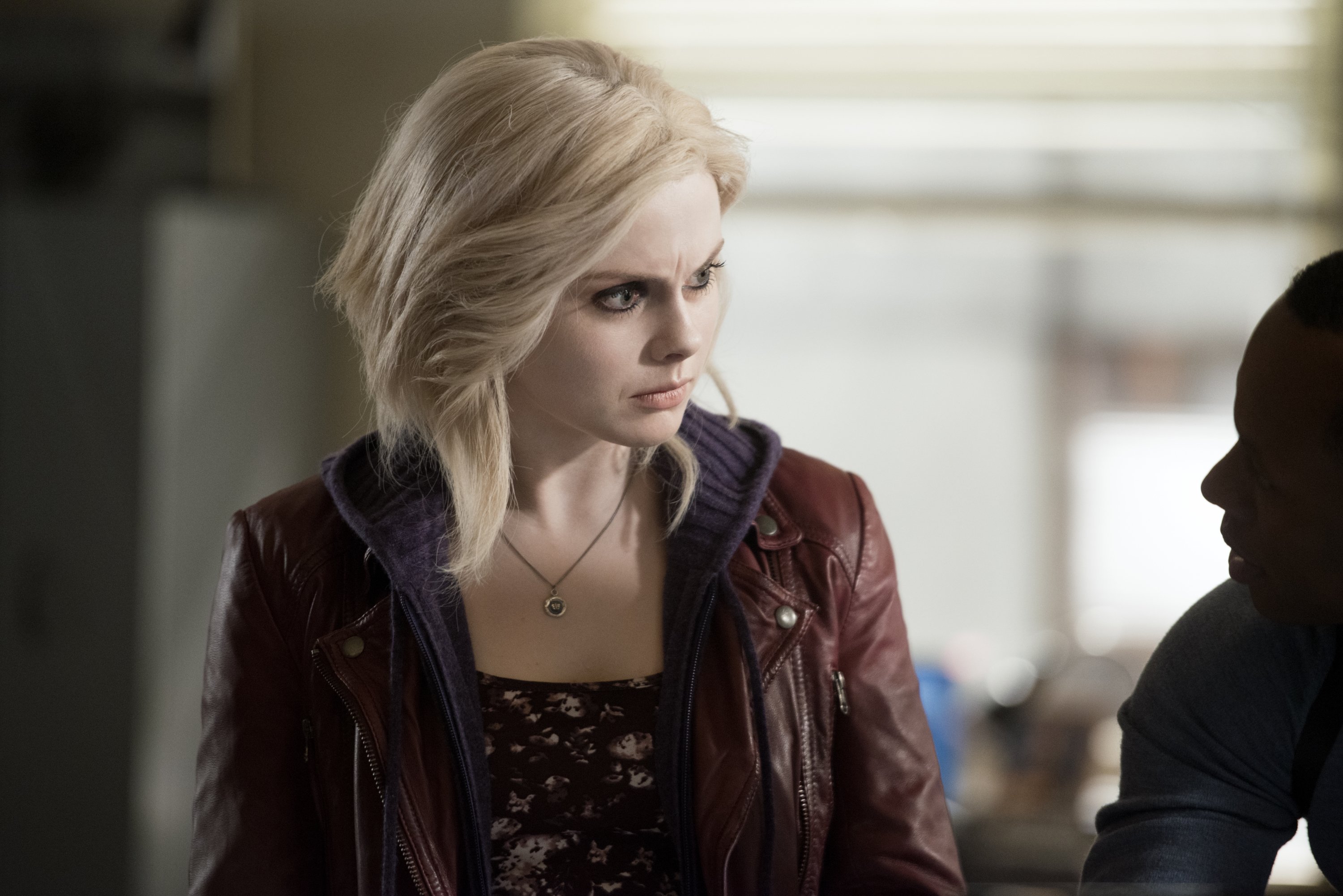 Rose McIver in iZombie HD Wallpaper