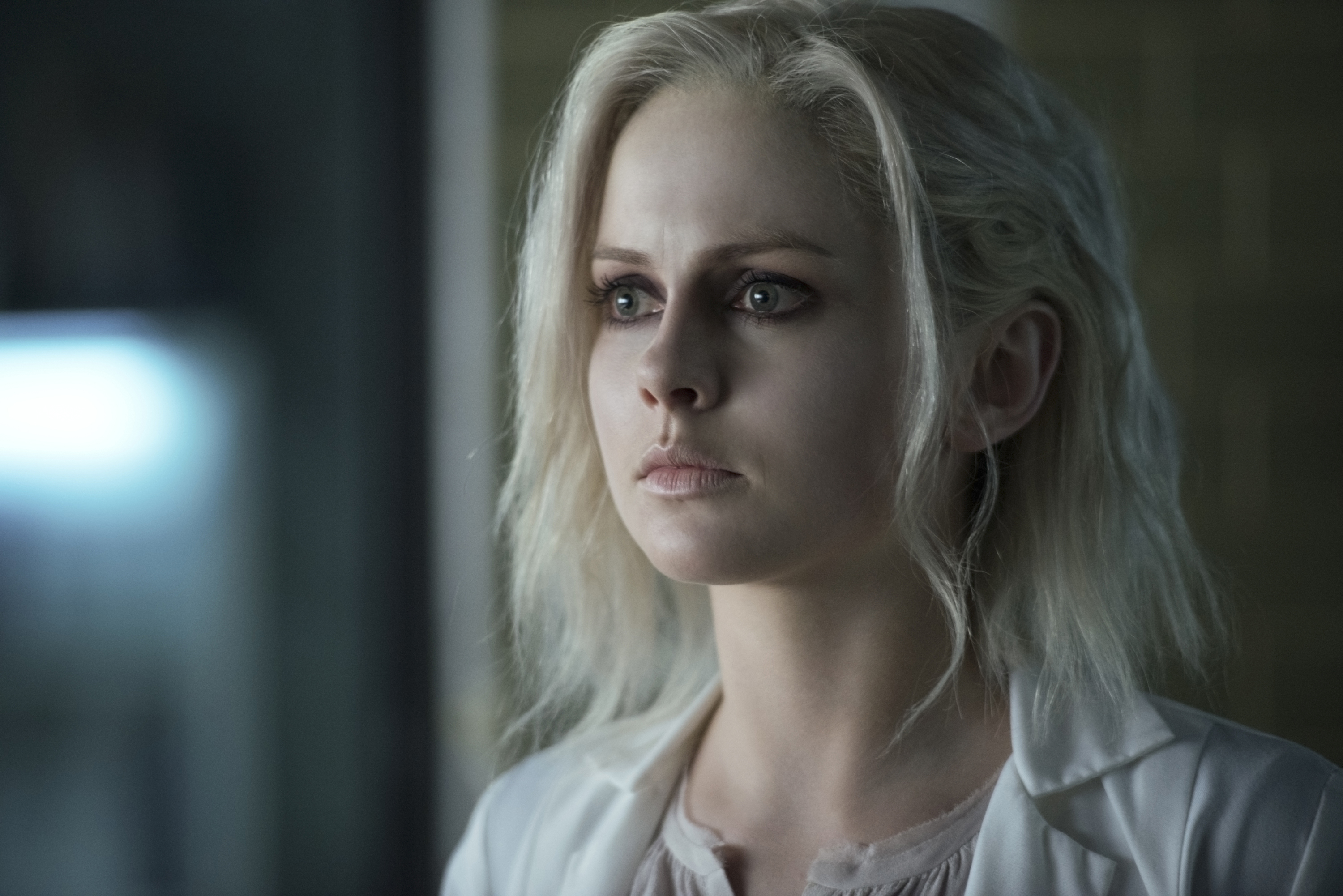 Rose McIver HD Wallpaper