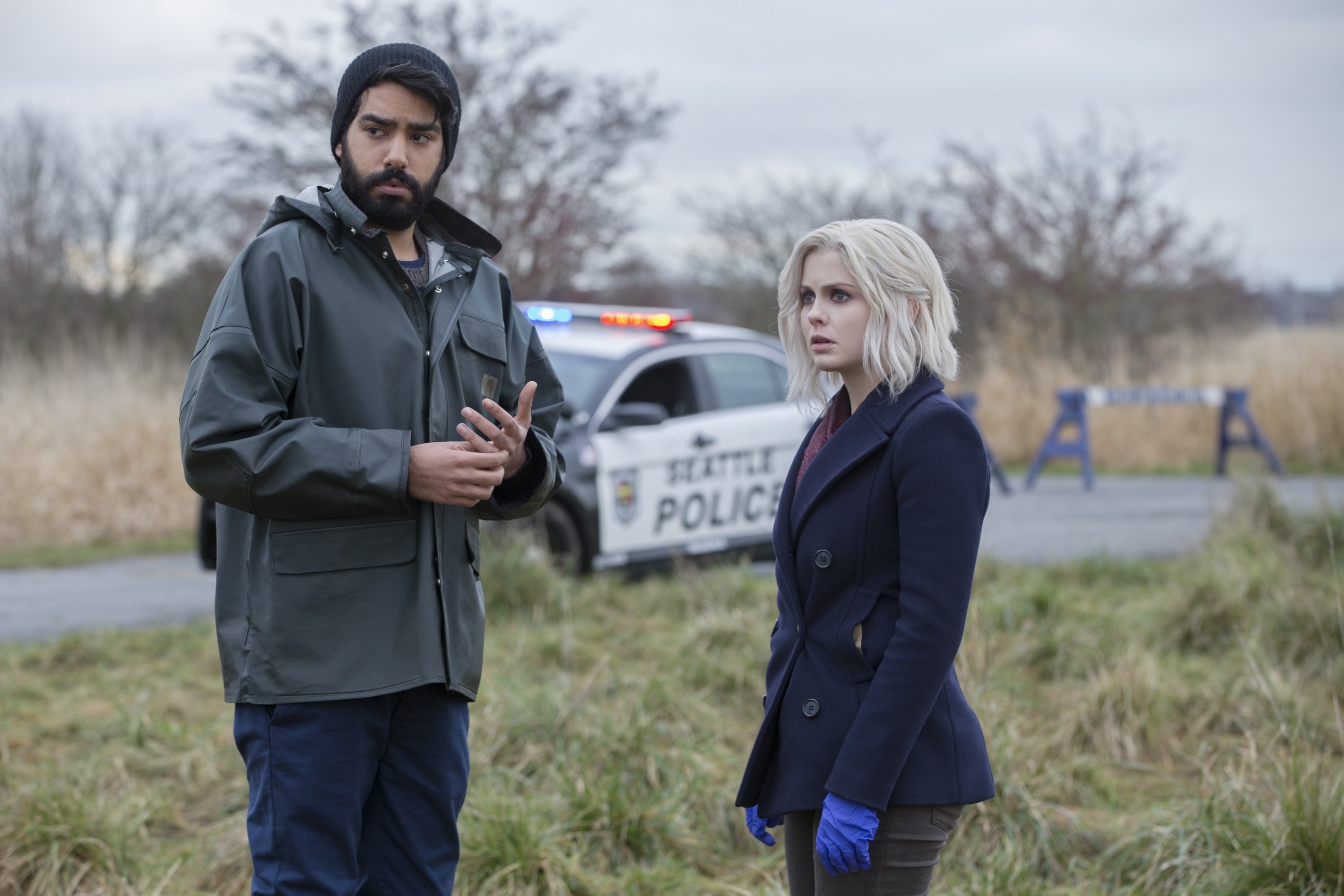 iZombie: Ravi and Liv at a crime scene HD Wallpaper