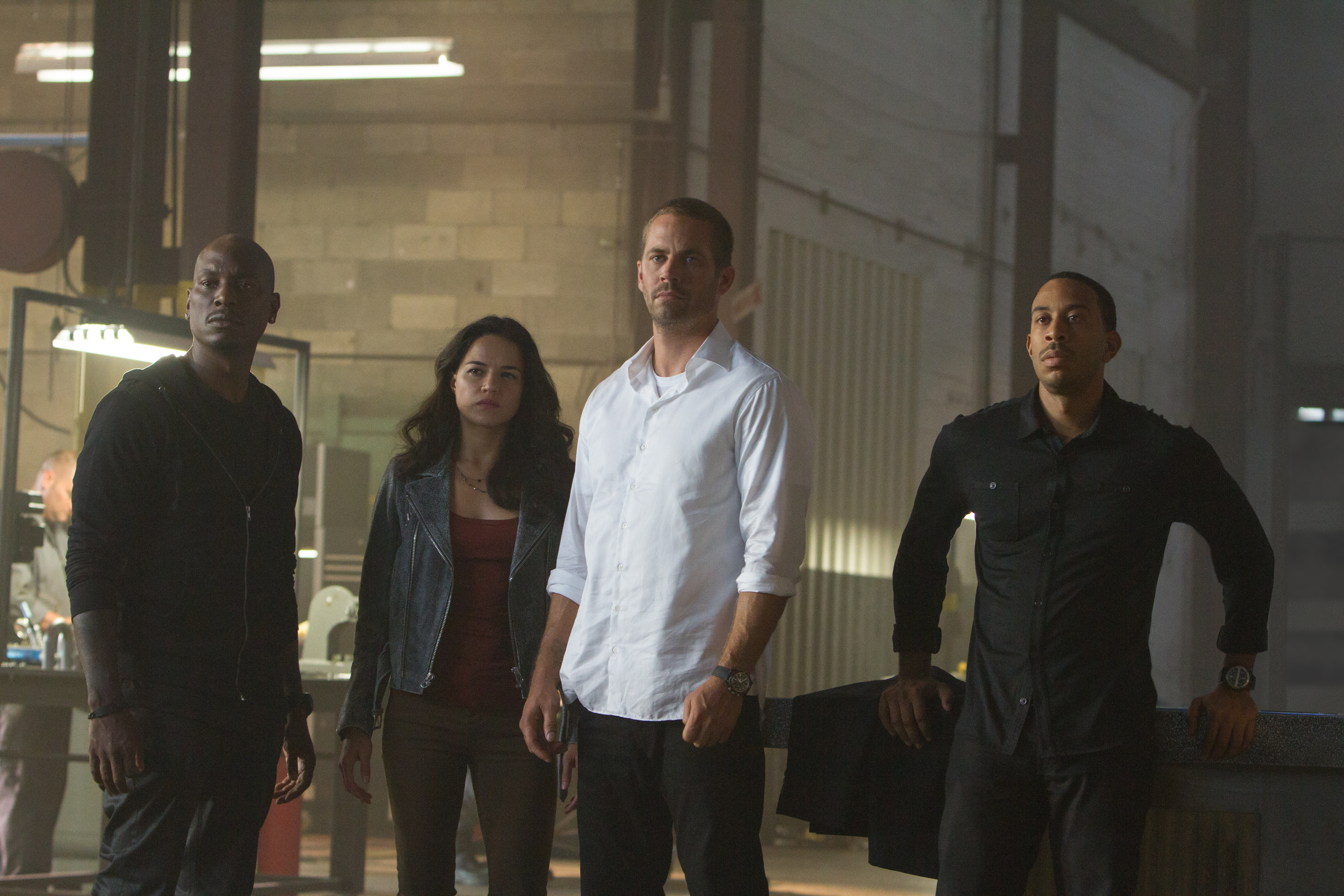 Paul Walker and cast from Fast & Furious HD Wallpaper